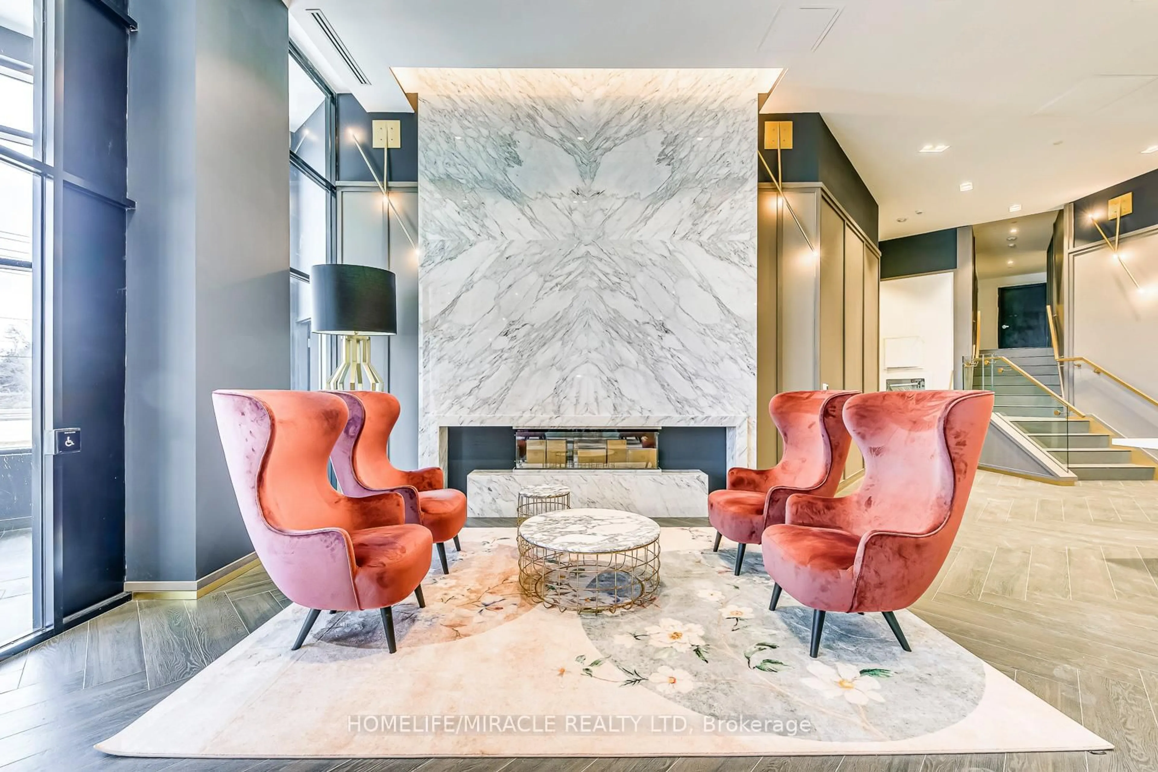 Lobby for 405 Dundas St #LPH10, Oakville Ontario L6M 5P9