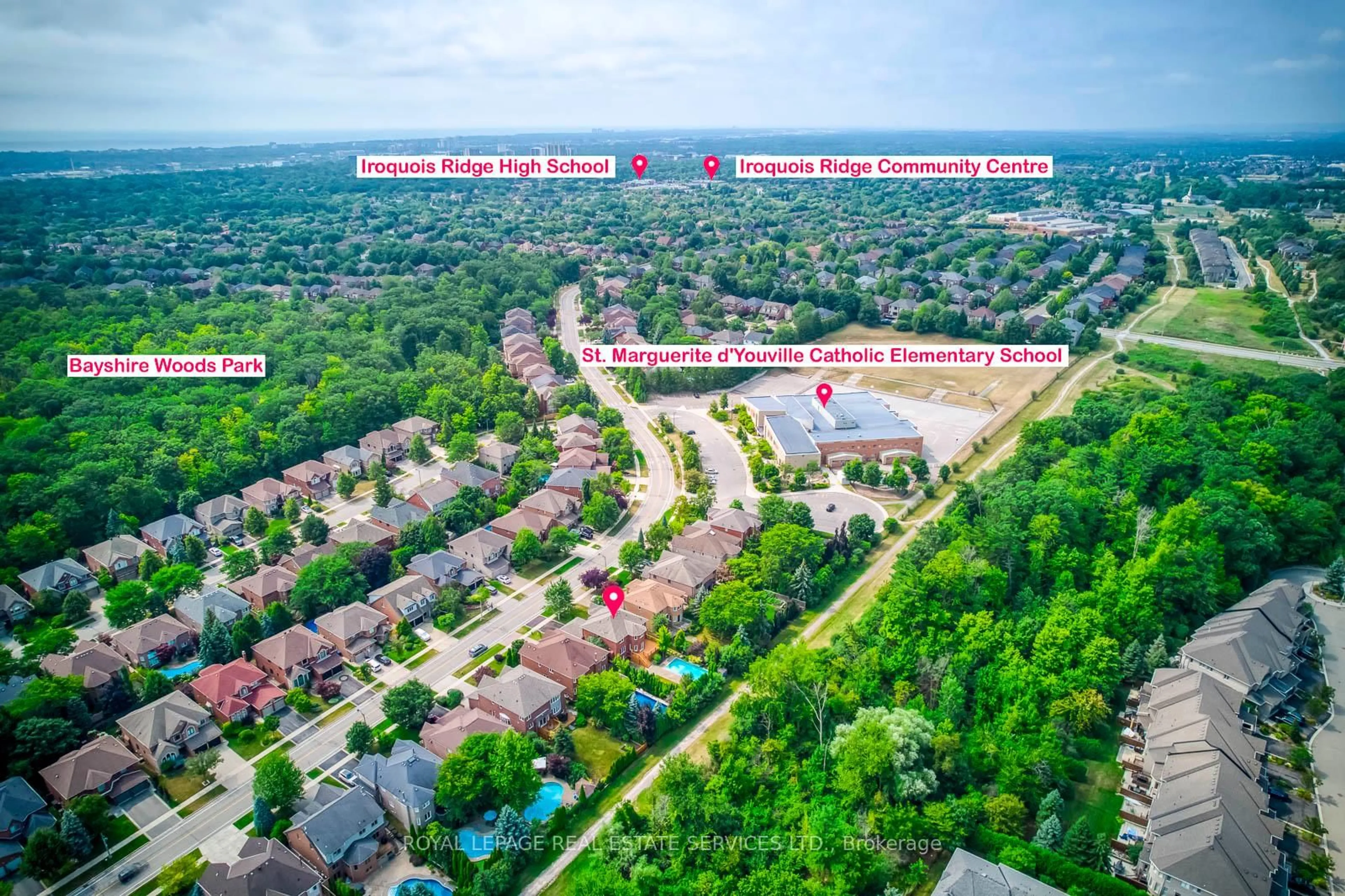 A pic from outside/outdoor area/front of a property/back of a property/a pic from drone, street for 1387 Bayshire Dr, Oakville Ontario L6H 6E7