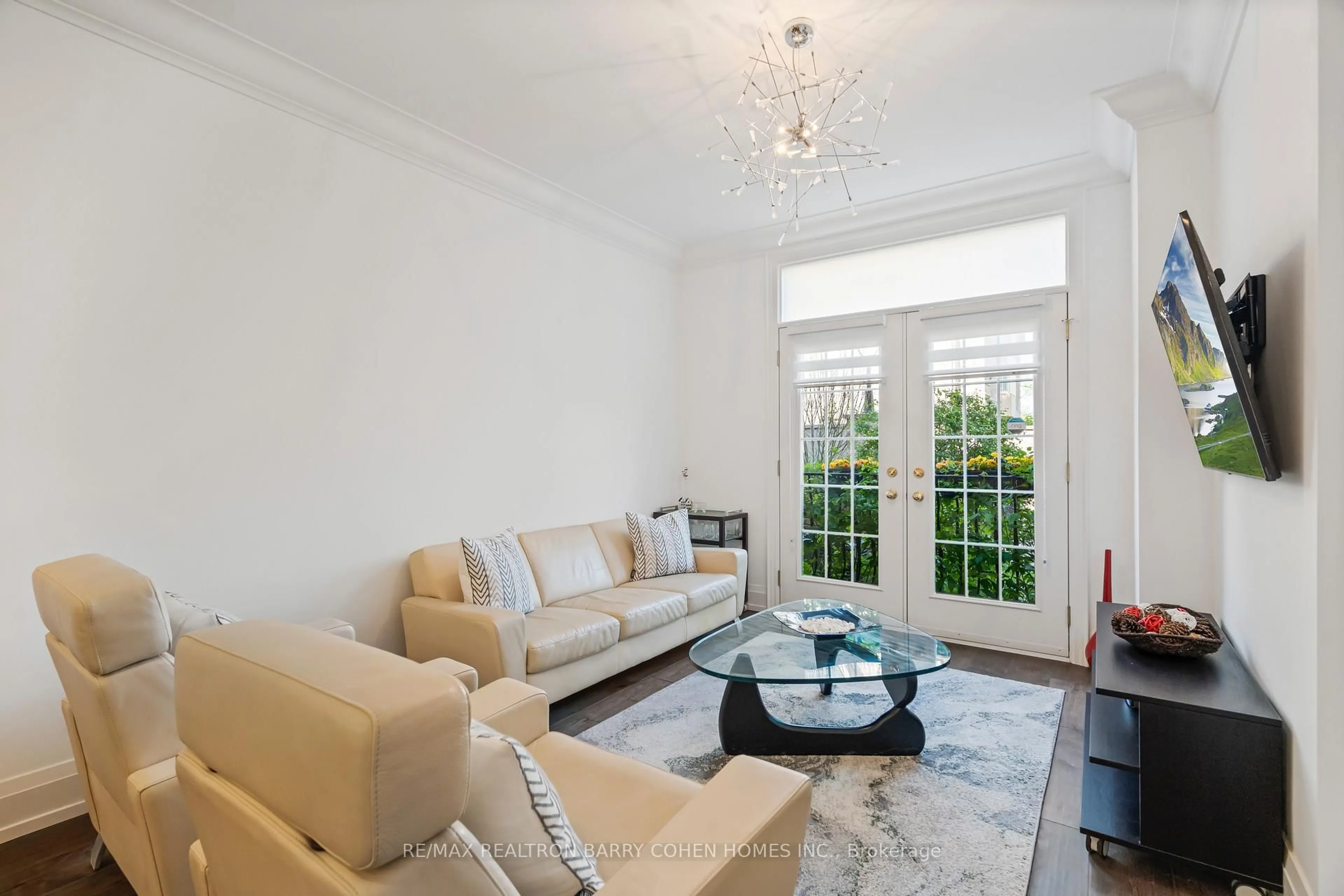 Living room with furniture, unknown for 544C Scarlett Rd, Toronto Ontario M9P 2S2