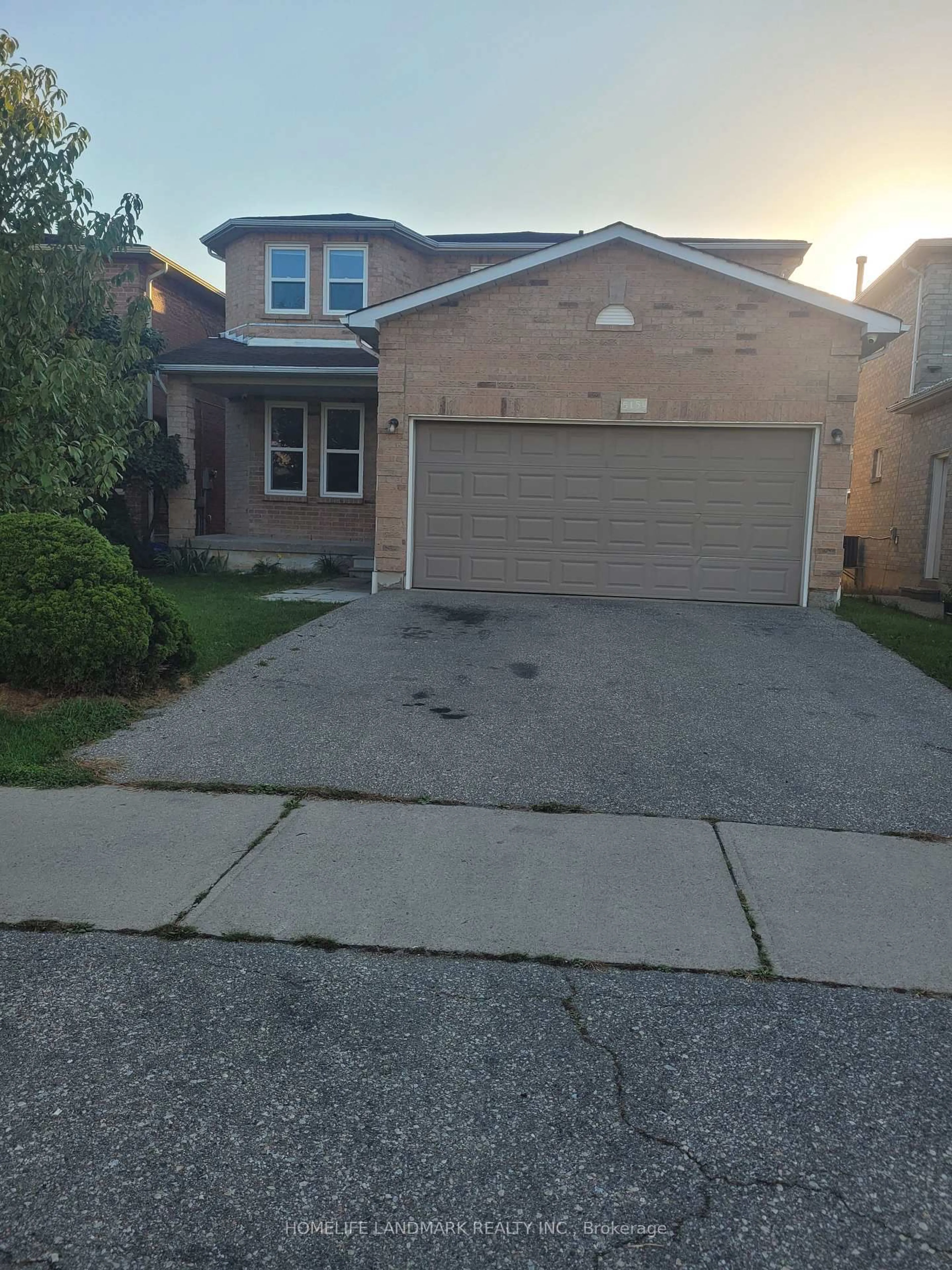 Unknown for 5159 Sunray Dr, Mississauga Ontario L5R 2T9