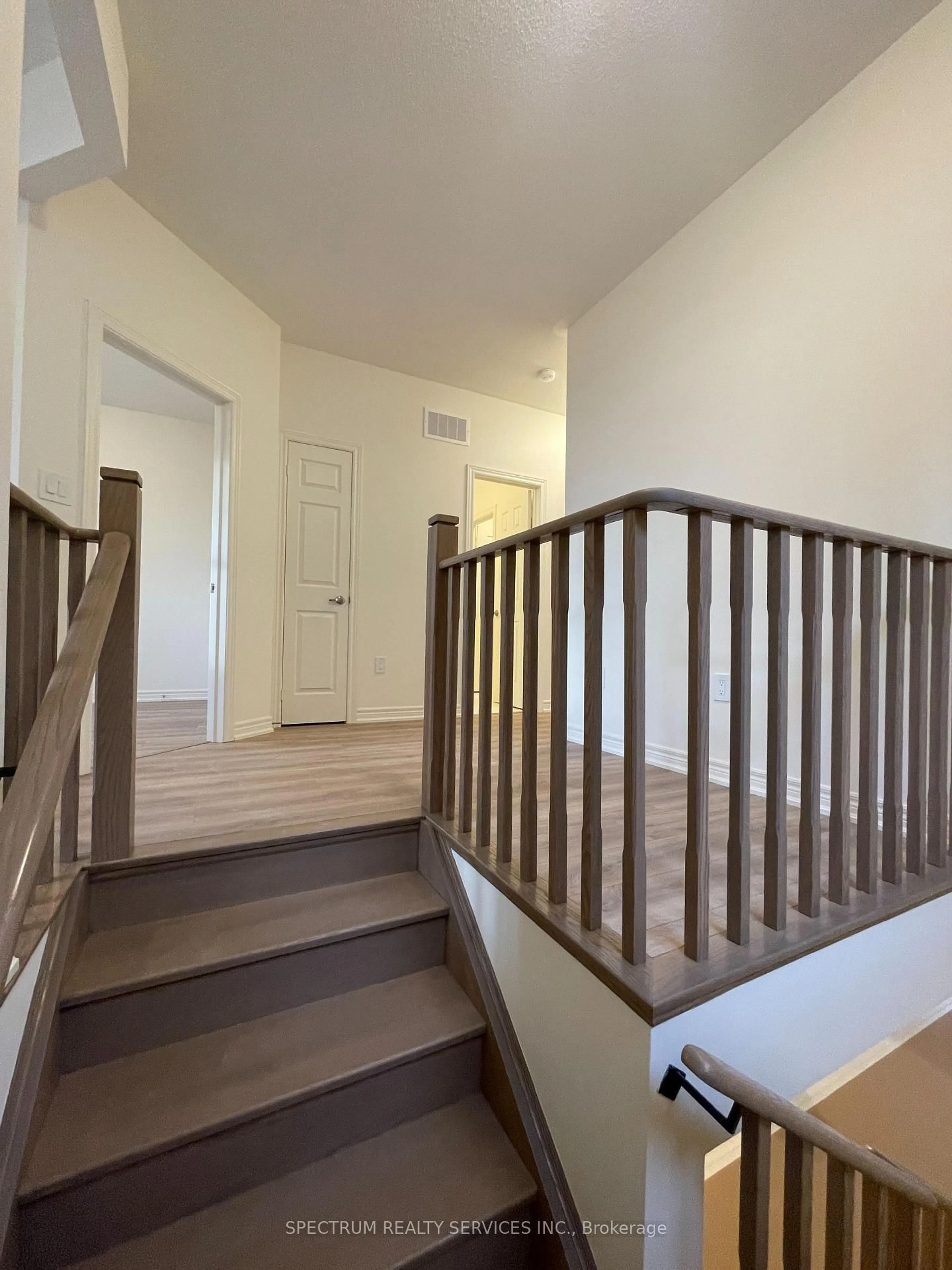 Unknown for 3169 Crystal Dr #28R, Oakville Ontario L6M 0W8