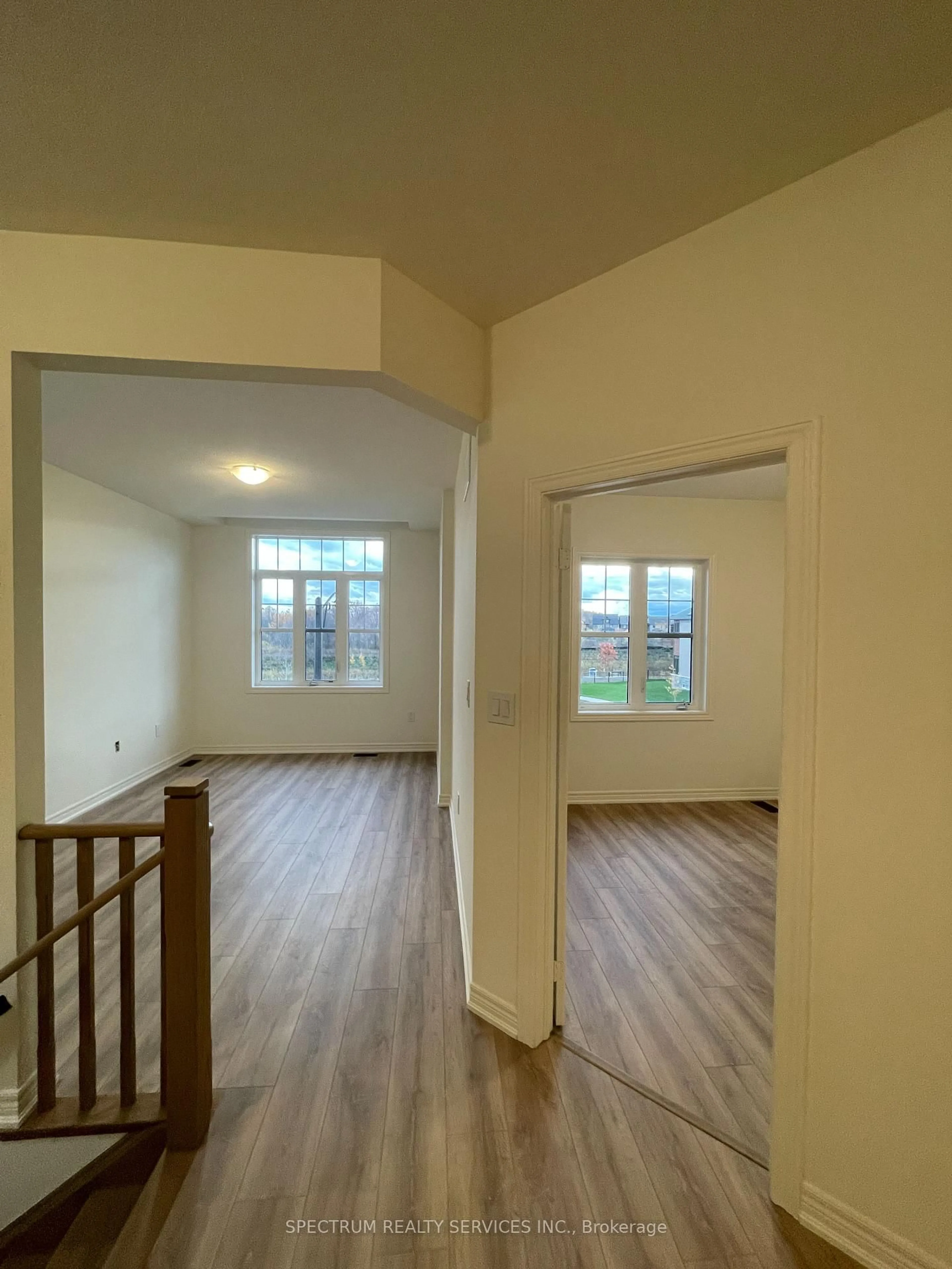 A pic of a room for 3169 Crystal Dr #28R, Oakville Ontario L6M 0W8
