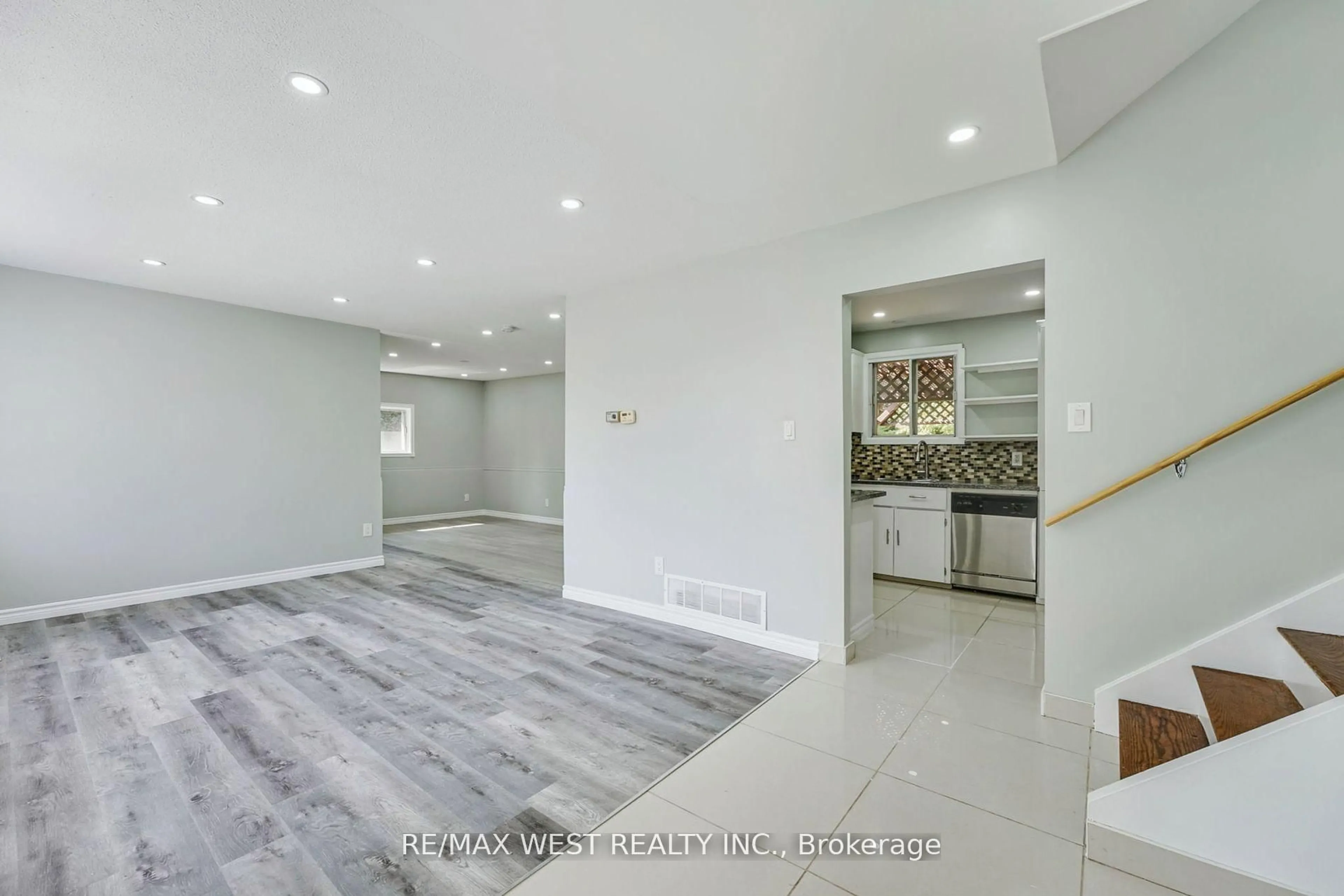 Unknown for 15 Lawrence Ave, Orangeville Ontario L9W 1S5