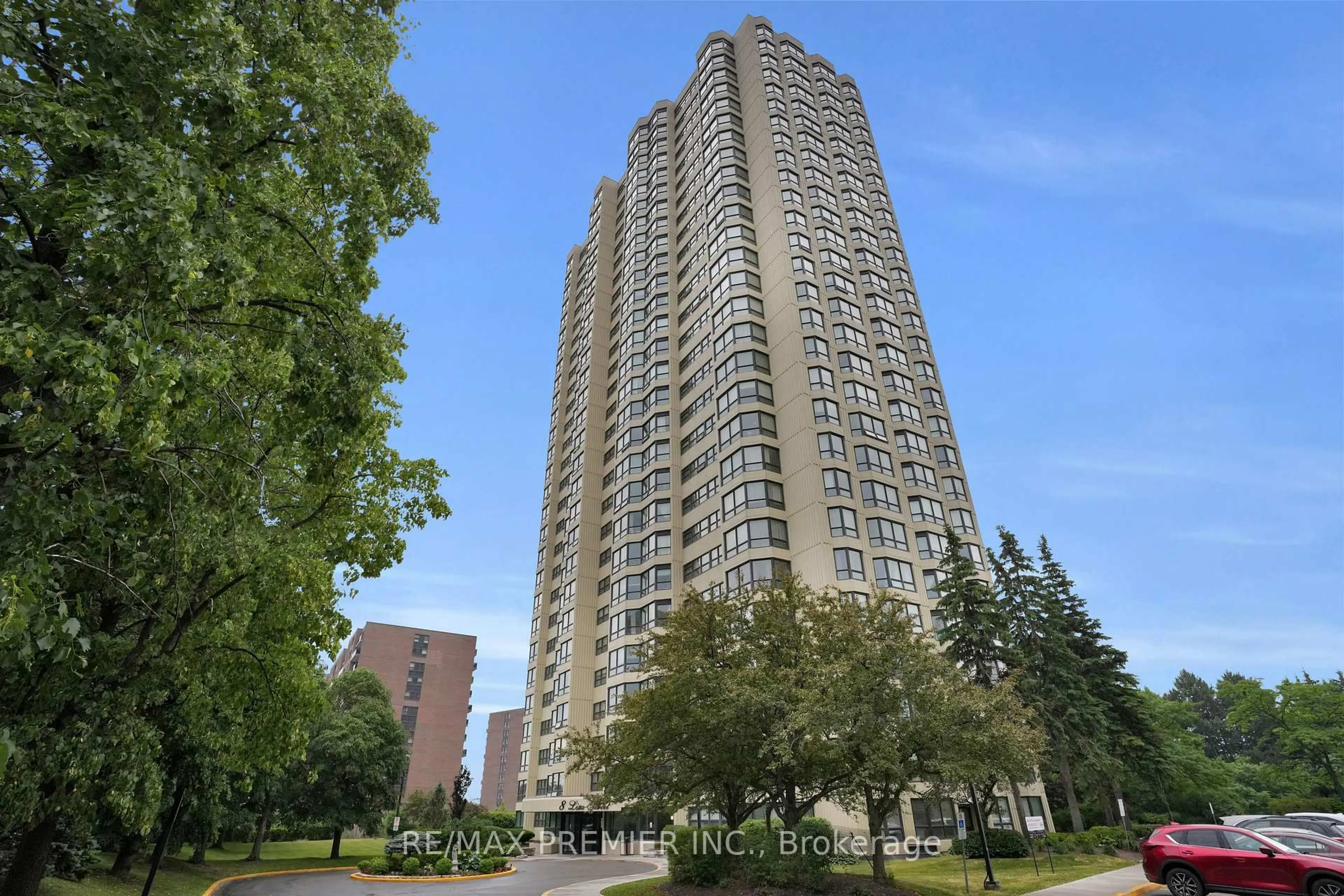 Unknown for 8 Lisa St #505, Brampton Ontario L6T 4S6