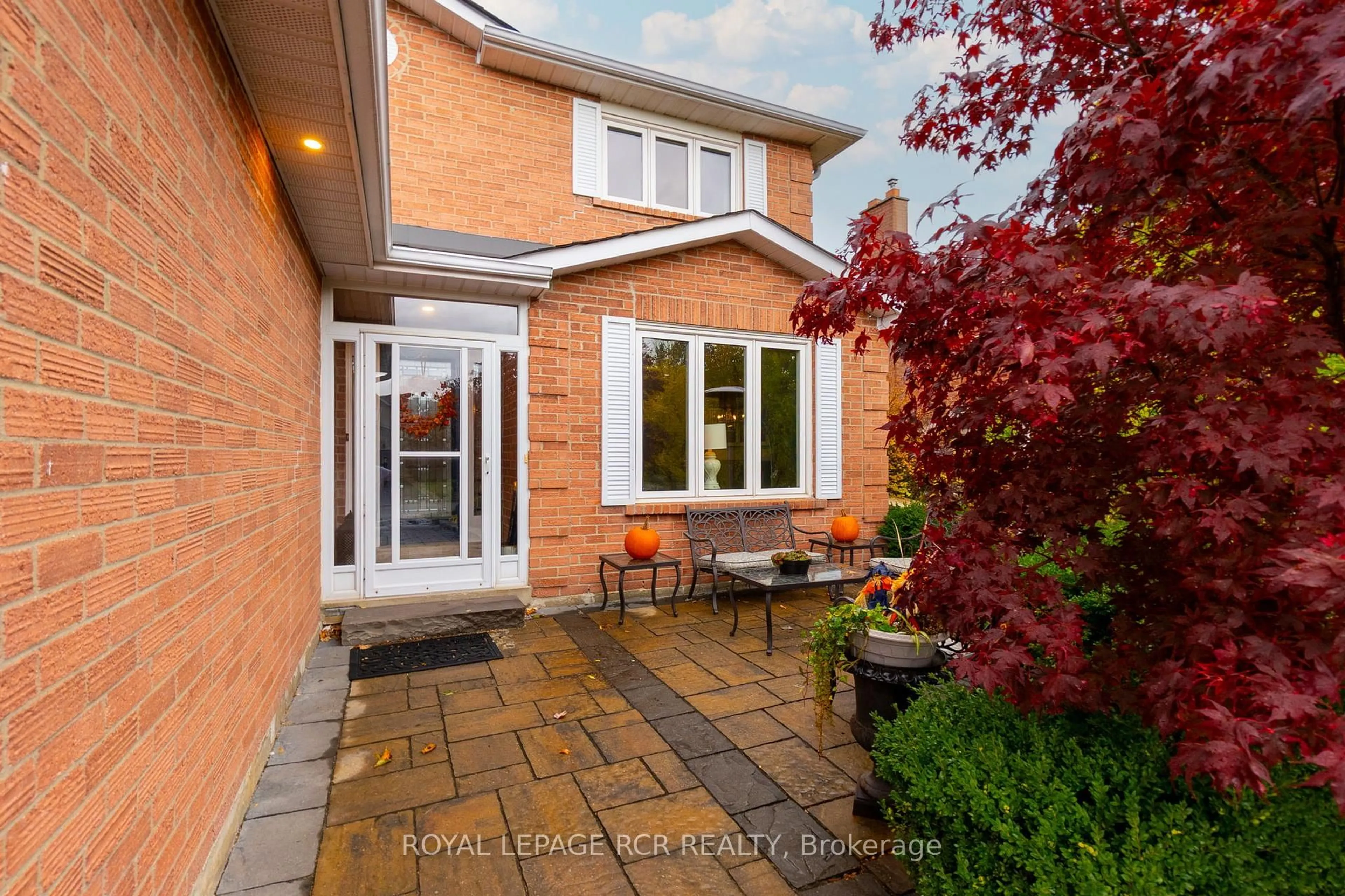 Home with brick exterior material, street for 60 Royal Terrace Cres, Caledon Ontario L7E 1N7