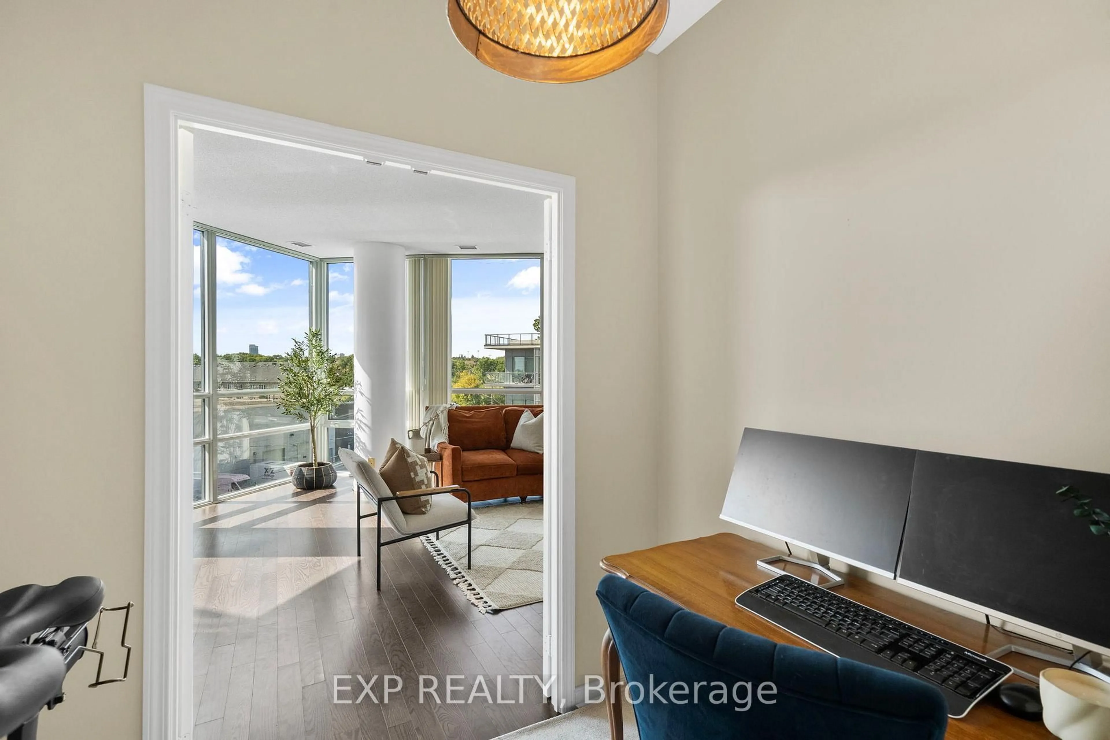 Unknown for 2240 Lake Shore Blvd #319, Toronto Ontario M8V 1A5