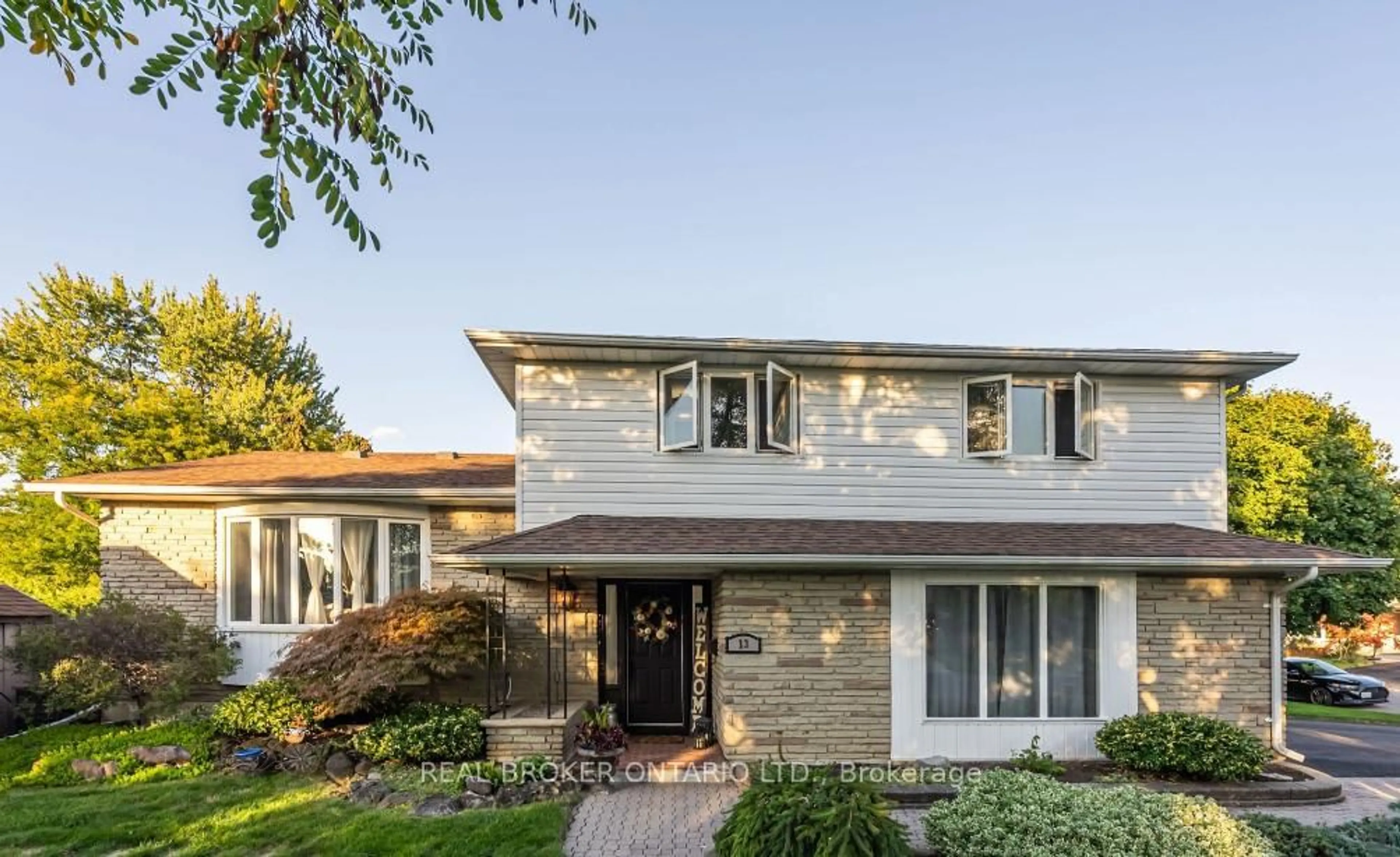 Home with brick exterior material, street for 13 Pine Tree Cres, Brampton Ontario L6W 1C7