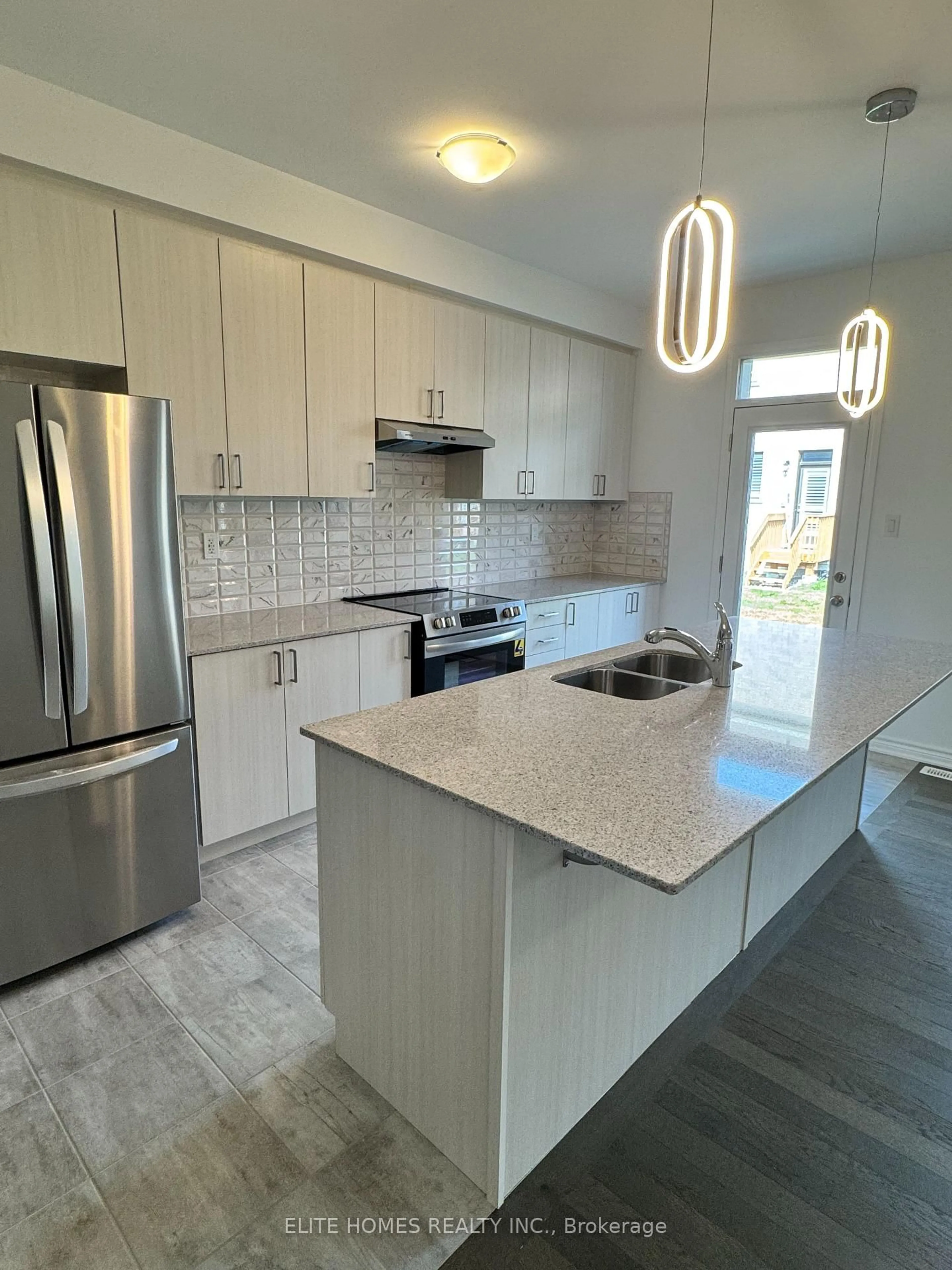 Open concept kitchen, unknown for 277 Marigold Crt, Milton Ontario L9T 2X5