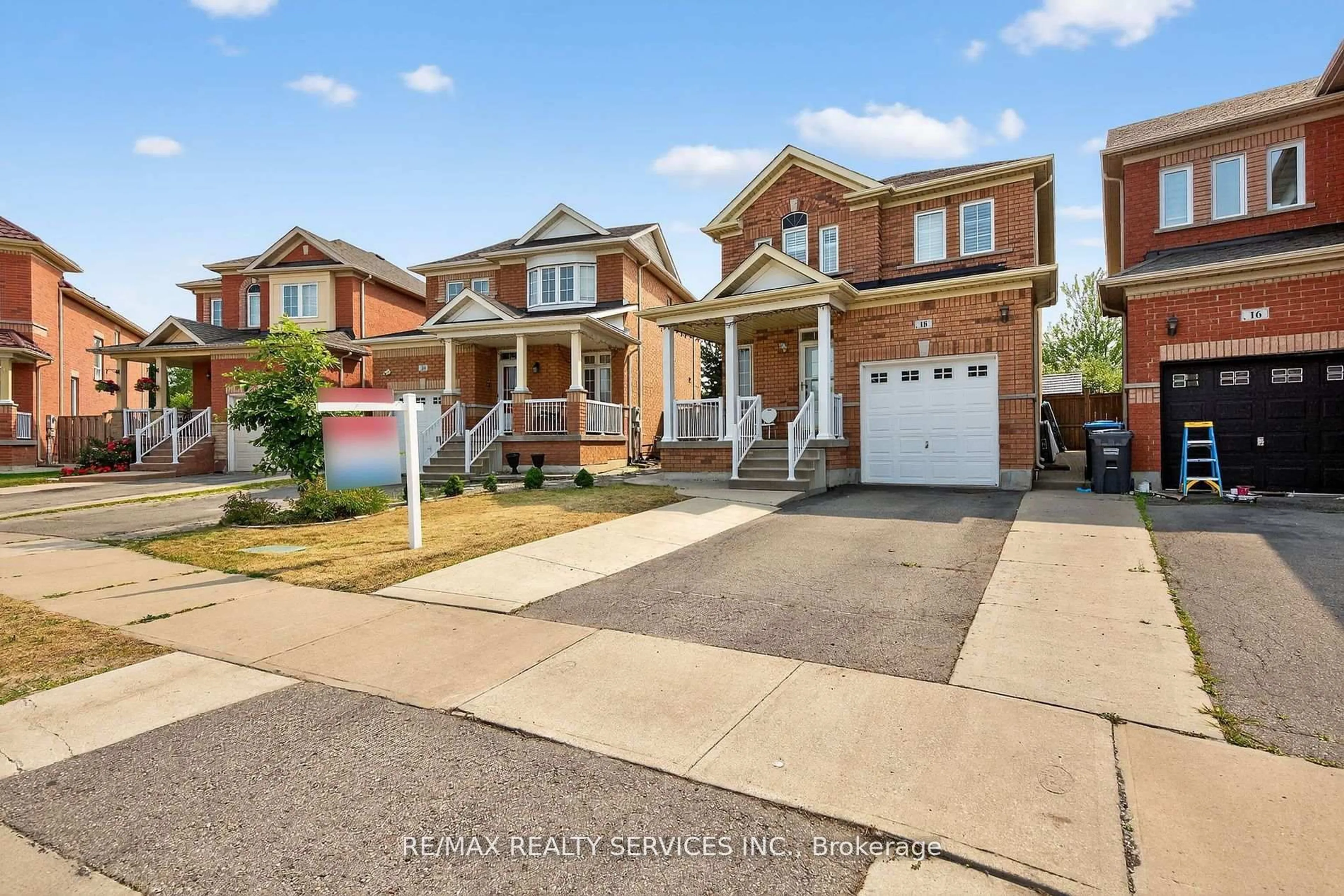 Home with brick exterior material, street for 18 Fishing Cres, Brampton Ontario L6V 4T4