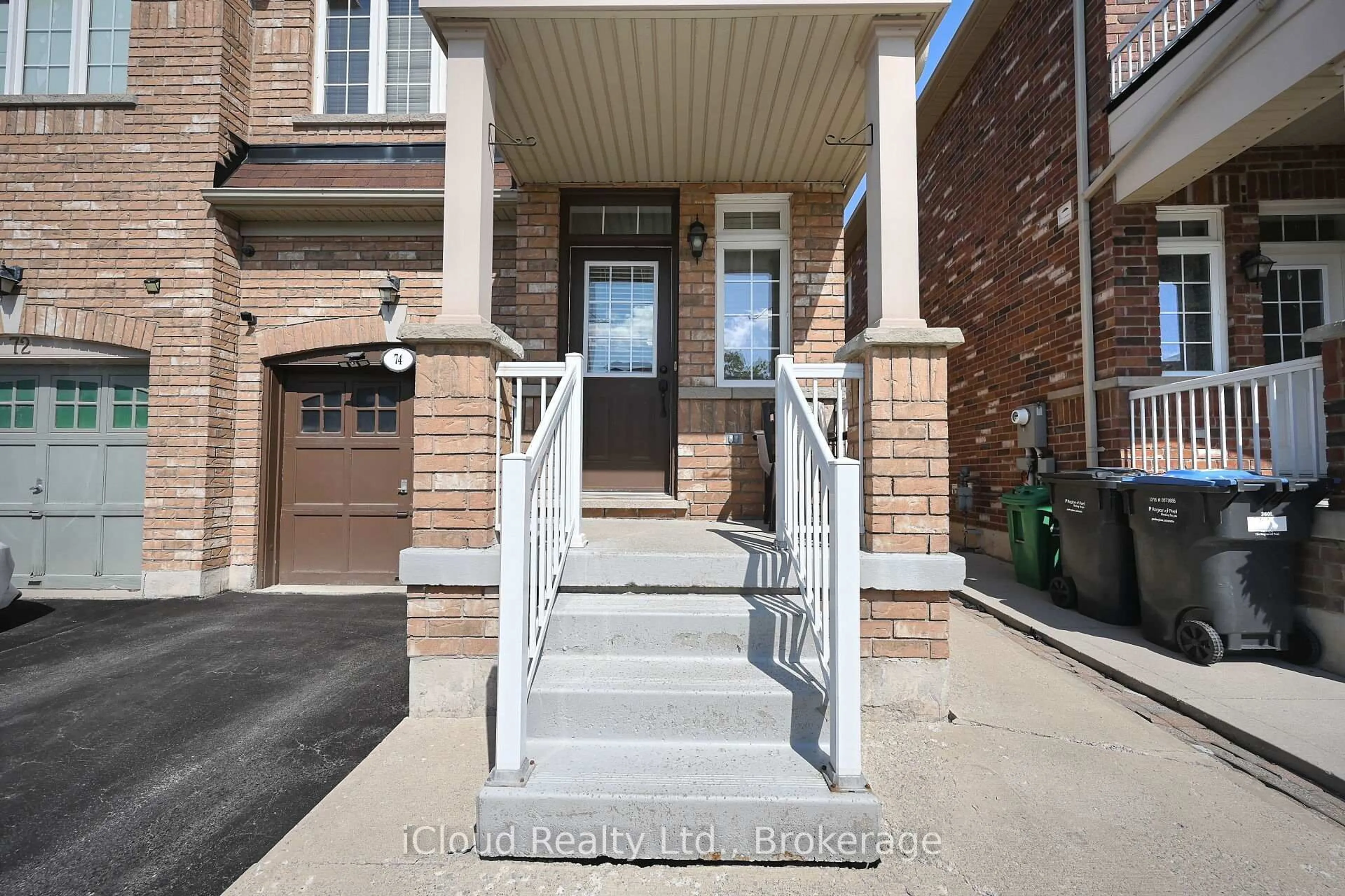 Unknown for 74 Crumlin Cres, Brampton Ontario L6X 0Y3