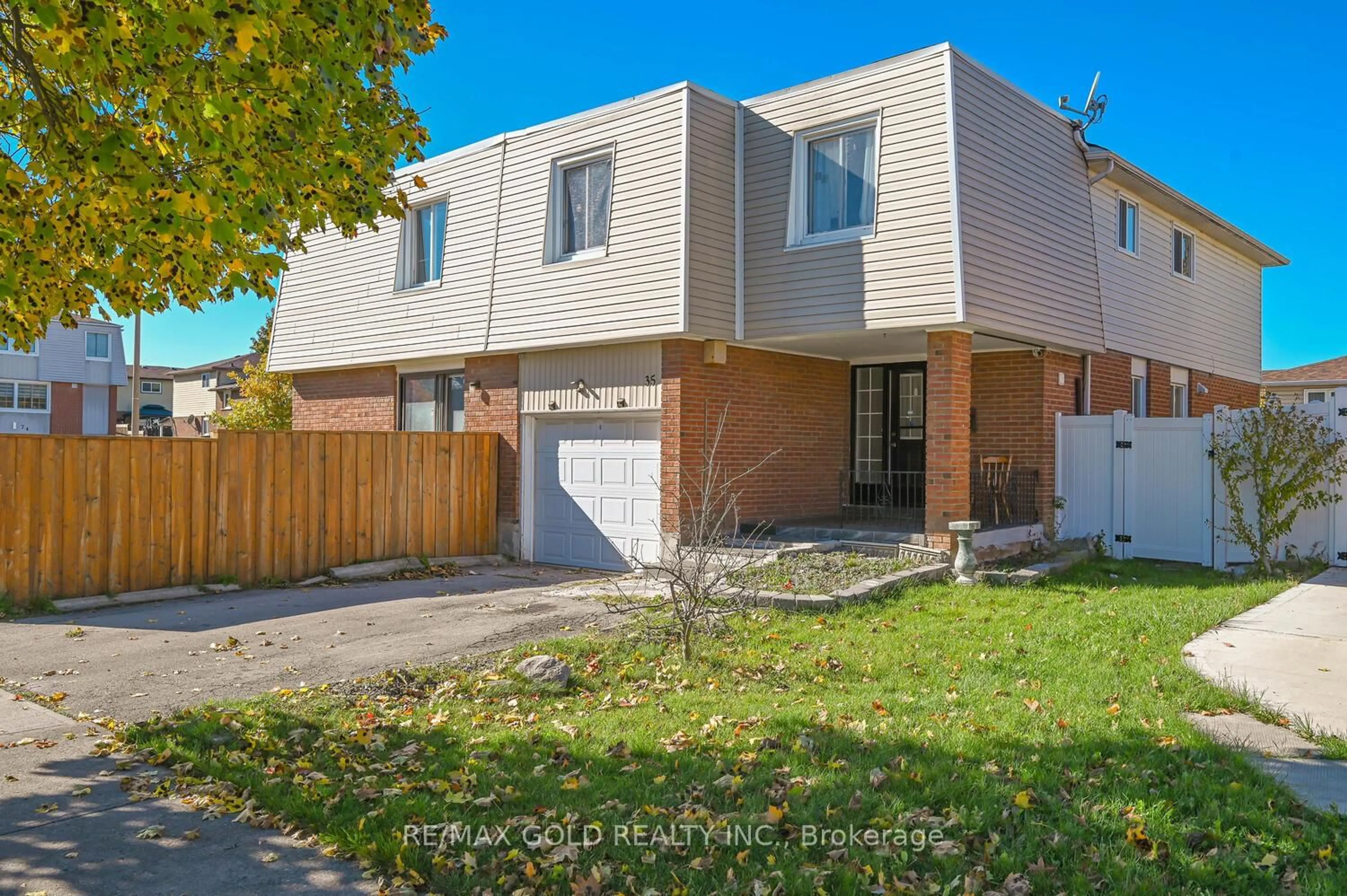 Home with brick exterior material, street for 35 Horne Dr, Brampton Ontario L6V 2V2