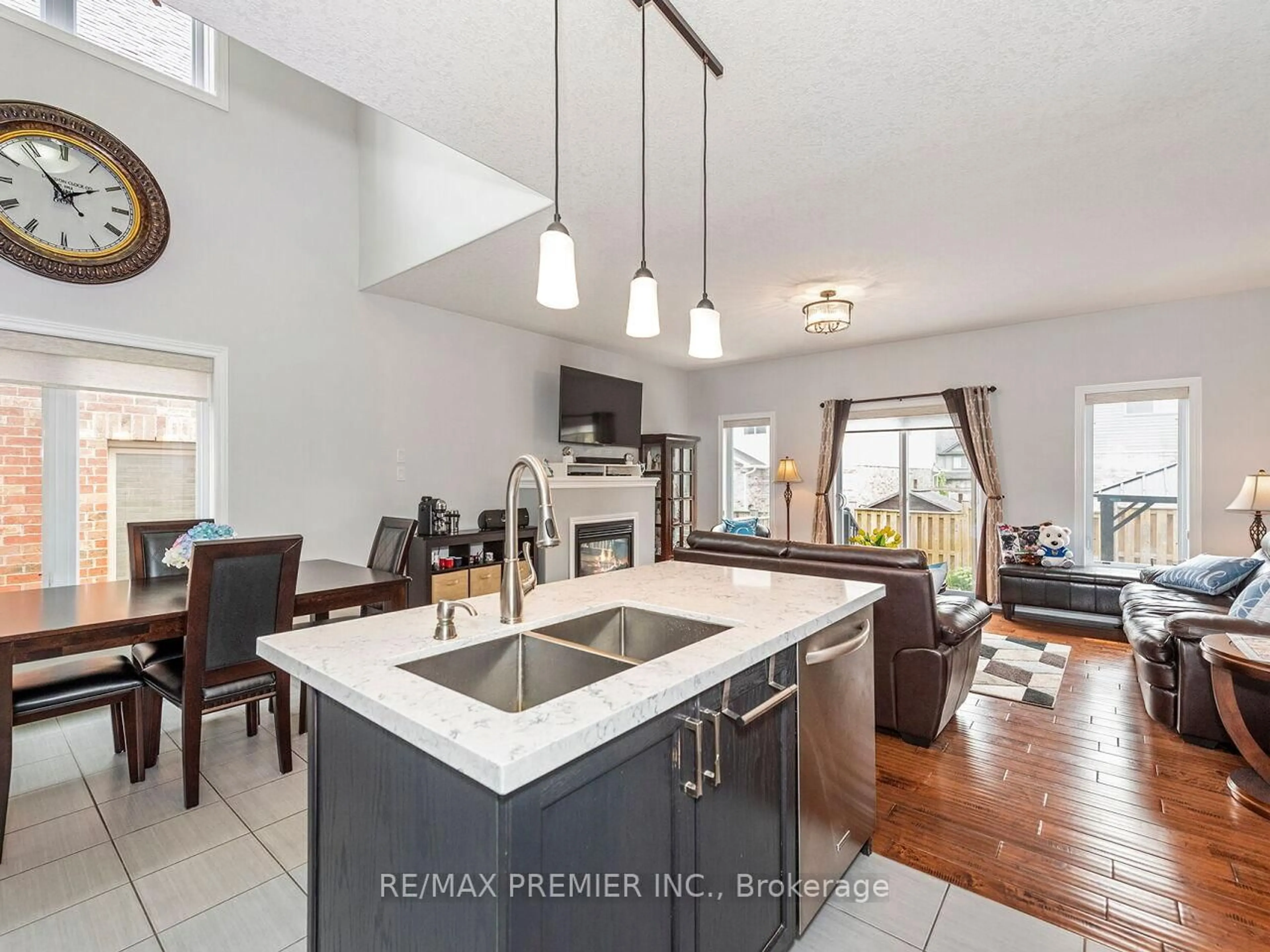 Open concept kitchen, unknown for 78 Wardlaw Ave, Orangeville Ontario L9W 6M3