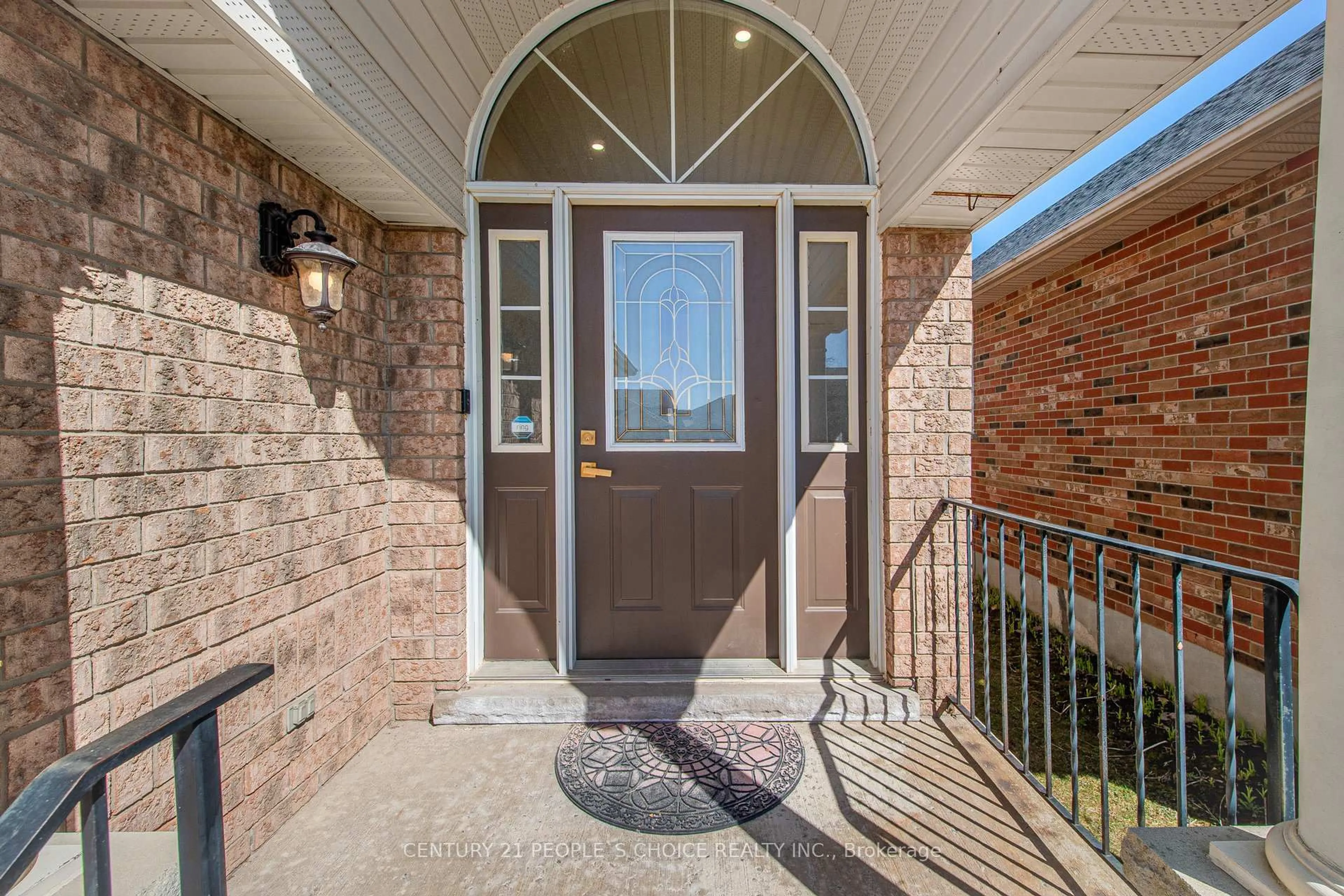 Indoor entryway for 19 Mckitrick Dr, Orangeville Ontario L9W 5C2
