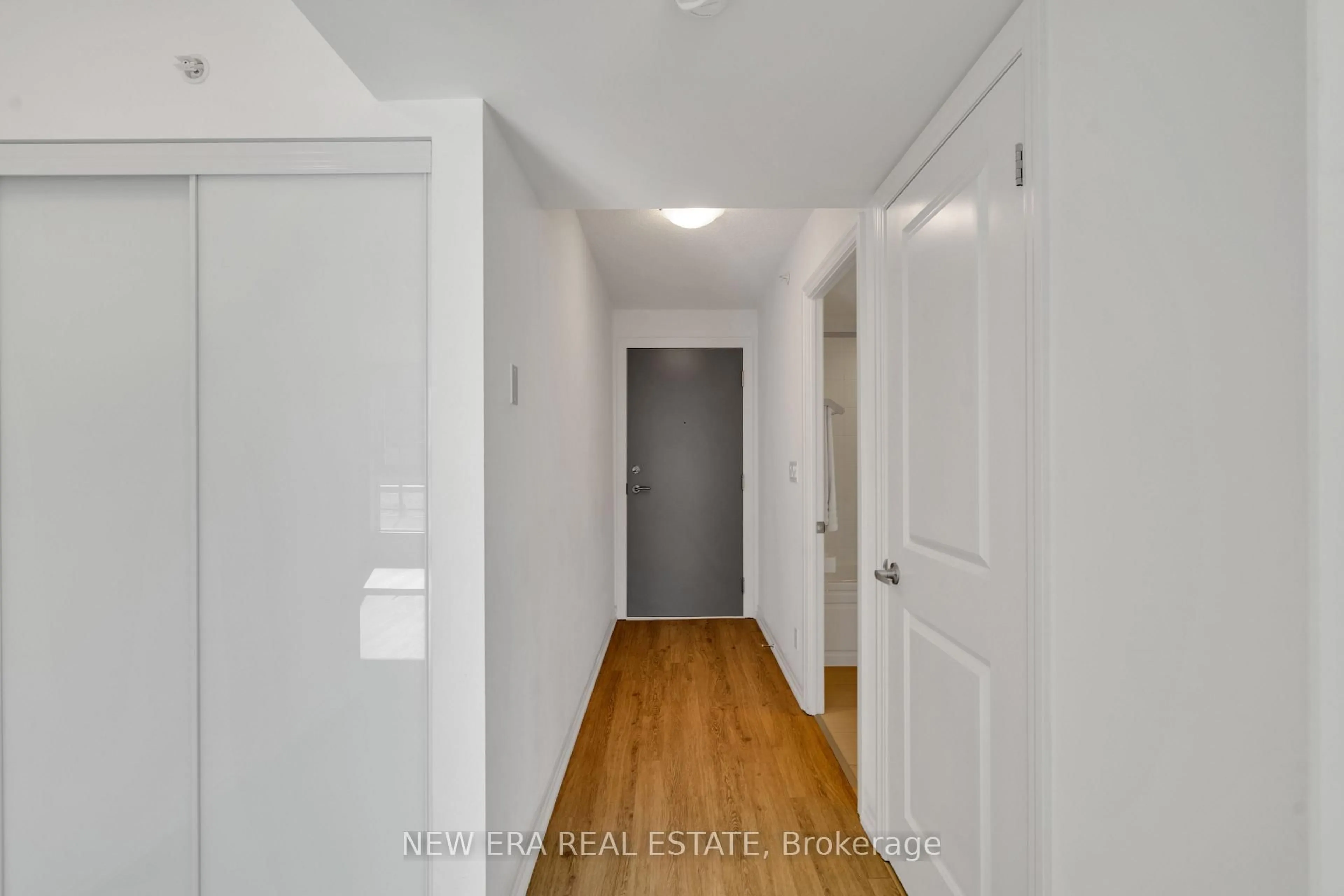 Indoor entryway for 80 Esther Lorrie Dr #204, Toronto Ontario M9W 0C6