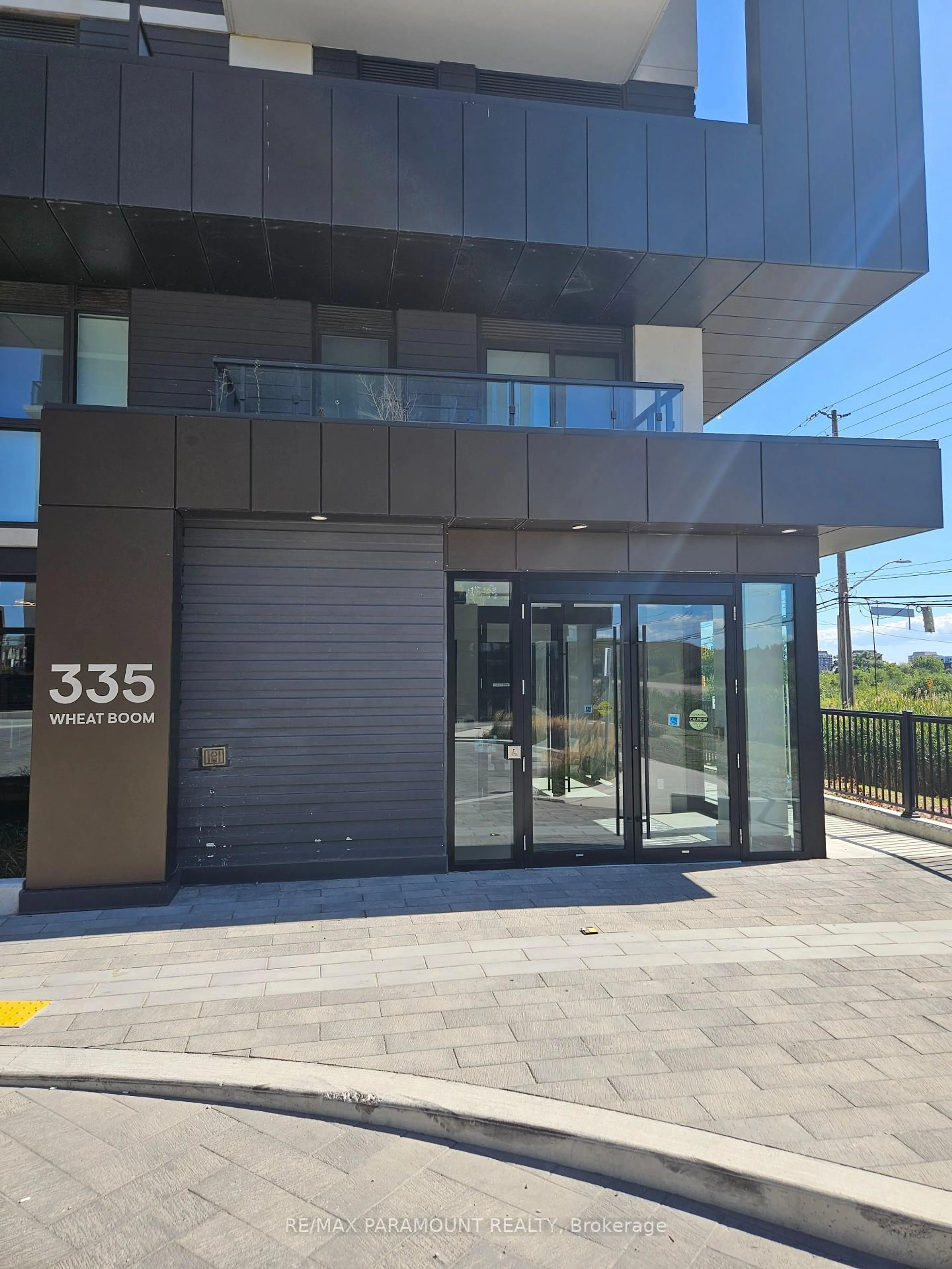 Indoor foyer for 335 Wheat Boom Dr #1201, Oakville Ontario L6H 7X1