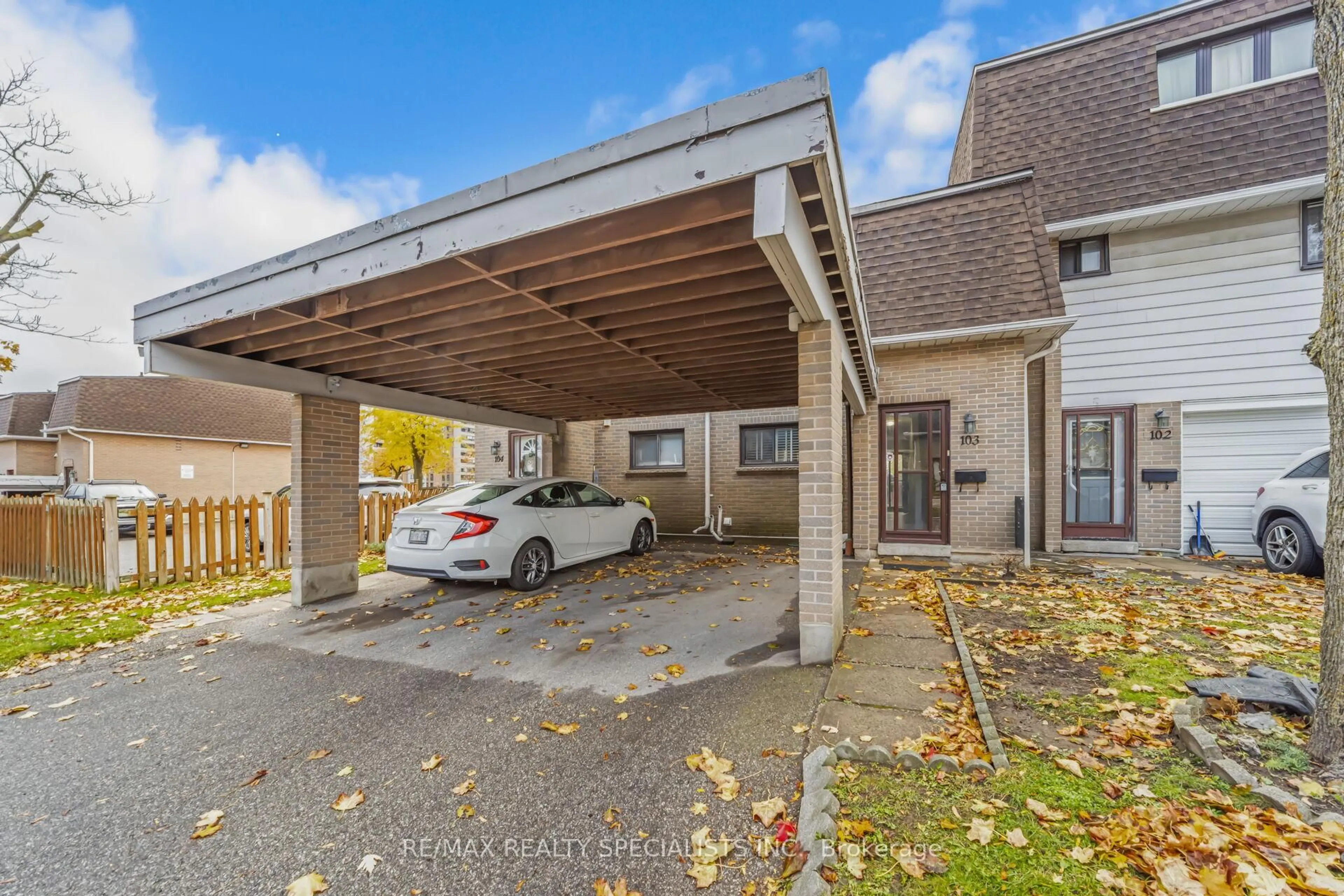 Unknown for 475 Bramalea Rd #103, Brampton Ontario L6T 2X2