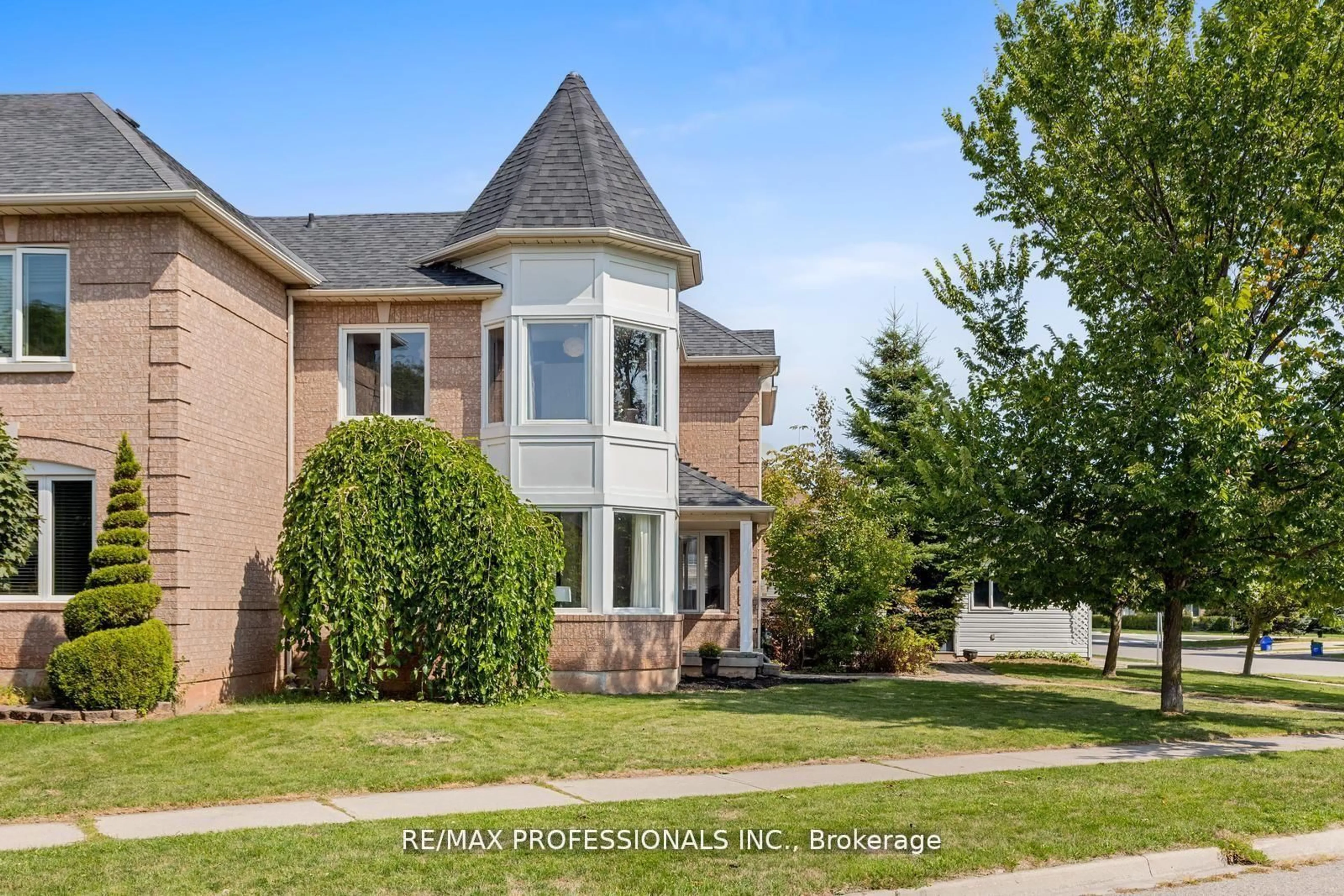 Home with brick exterior material, street for 1241 Brillinger St, Oakville Ontario L6M 3T2