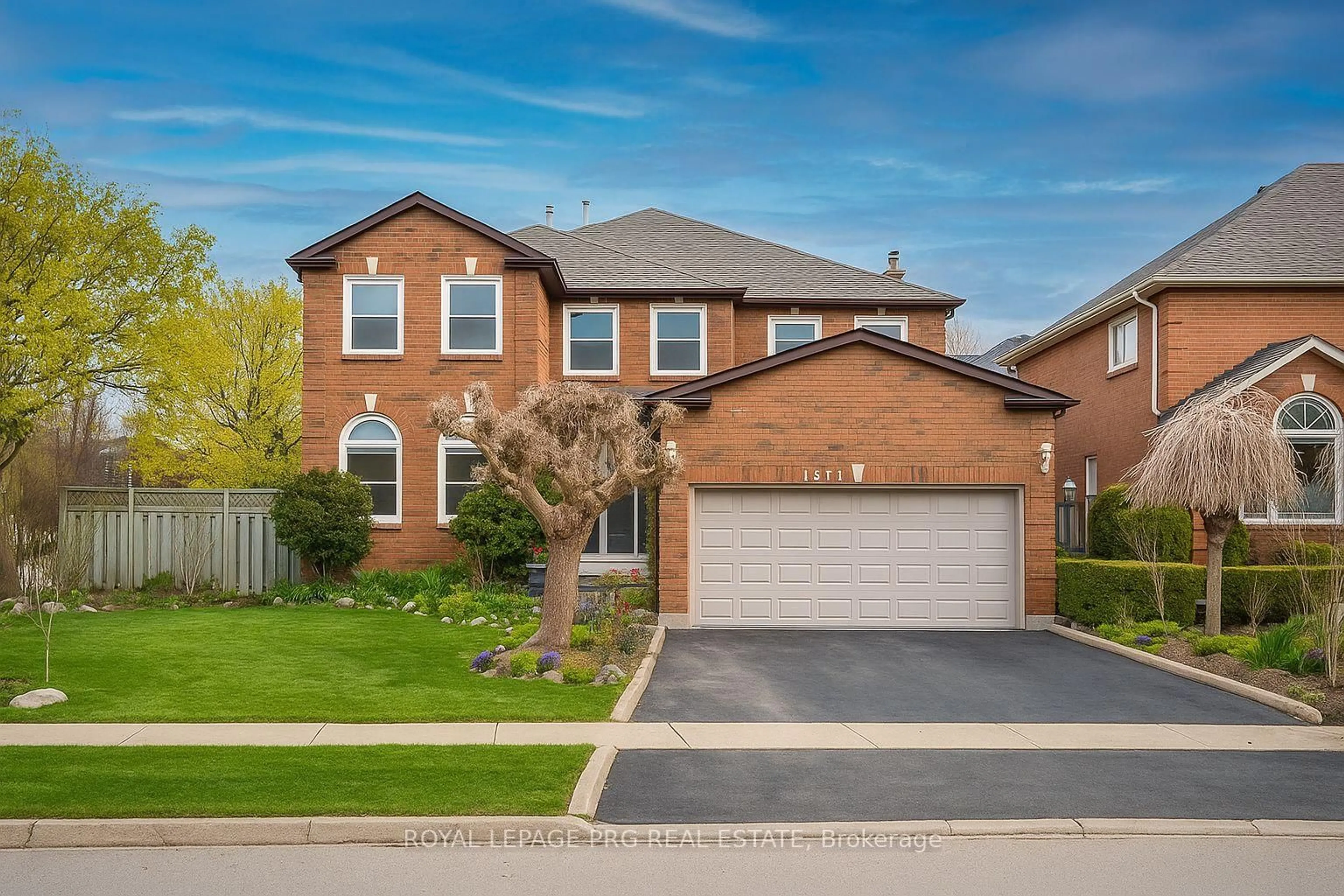 Home with brick exterior material, street for 1074 Goodson Cres, Oakville Ontario L6H 4A6