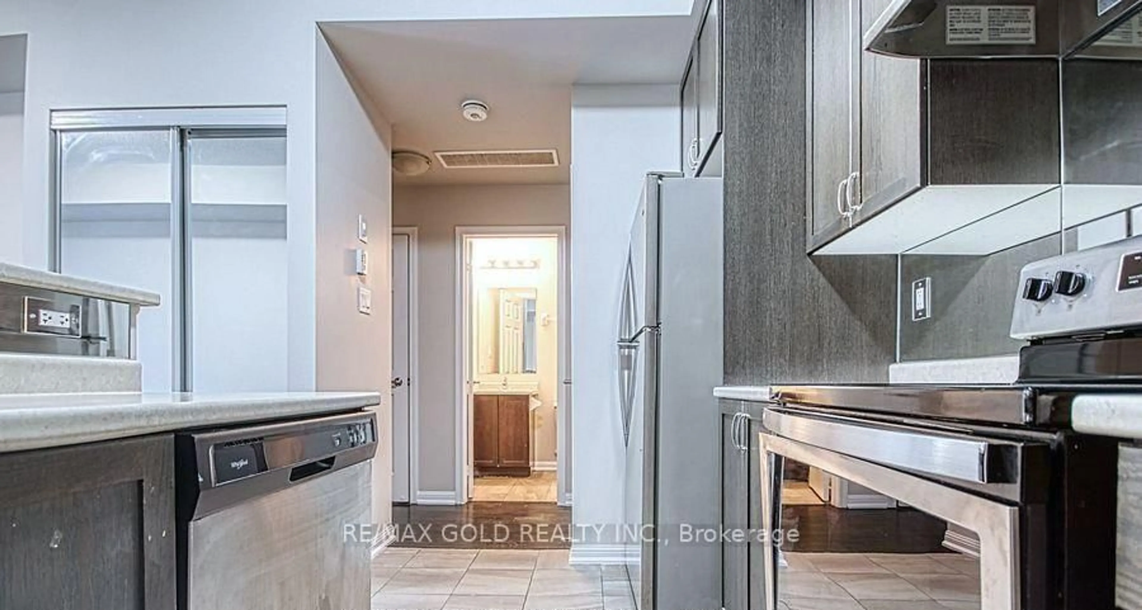 Unknown for 250 Sunny Meadow Blvd #118, Brampton Ontario L6R 3Y7