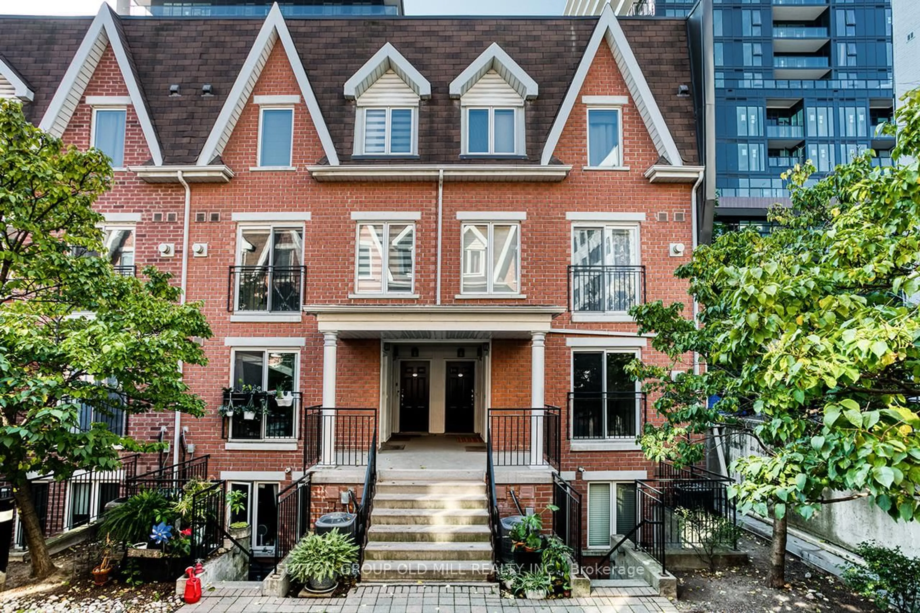 Home with brick exterior material, street for 10 Laidlaw St #737, Toronto Ontario M6K 1X2
