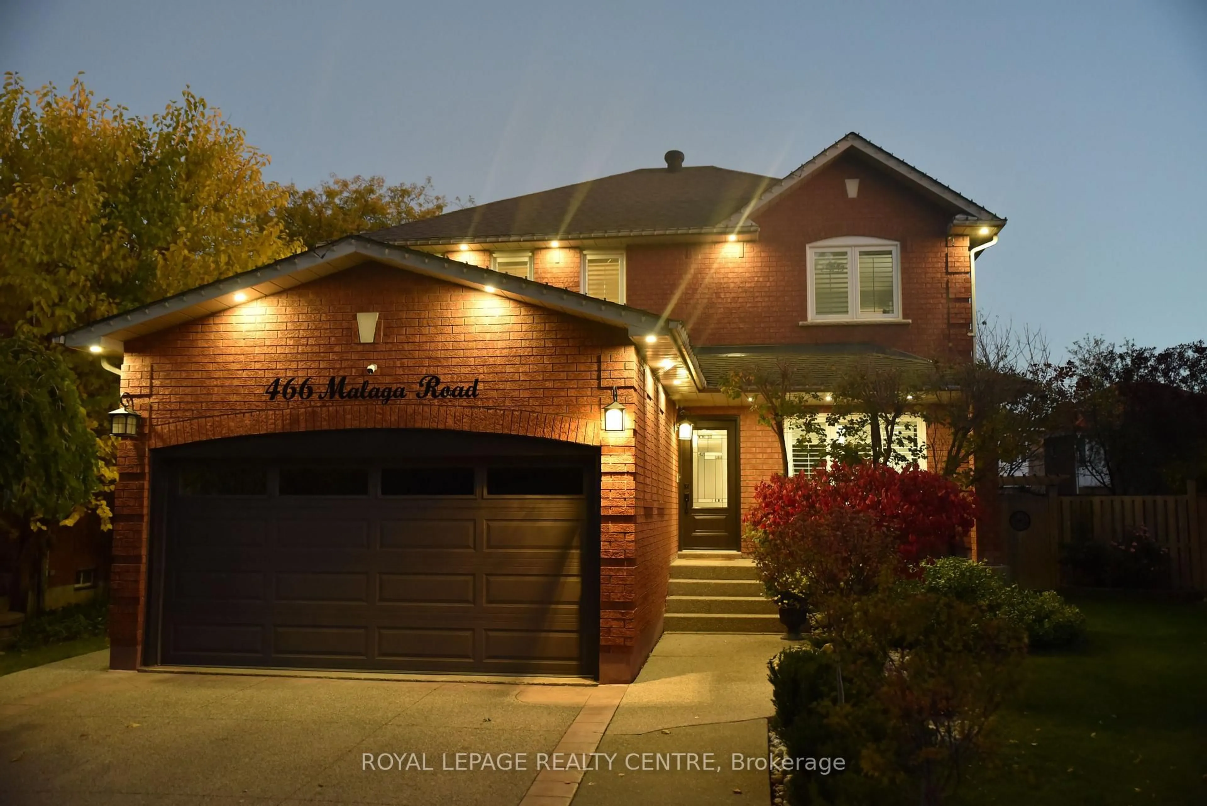 Home with brick exterior material, street for 466 Malaga Rd, Mississauga Ontario L5B 3W2