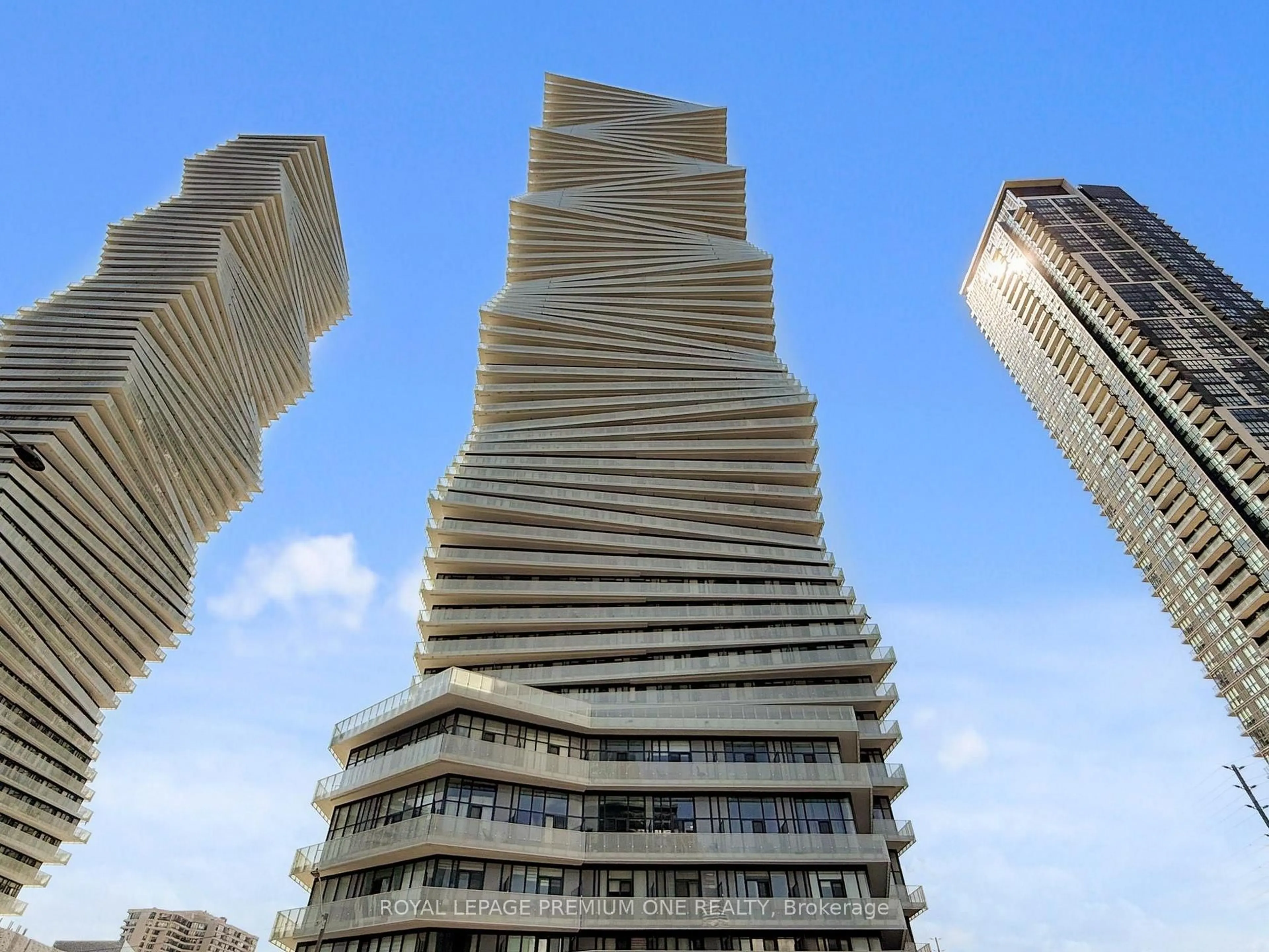 Unknown for 3900 Confederation Pkwy #2406, Mississauga Ontario L5B 0M3