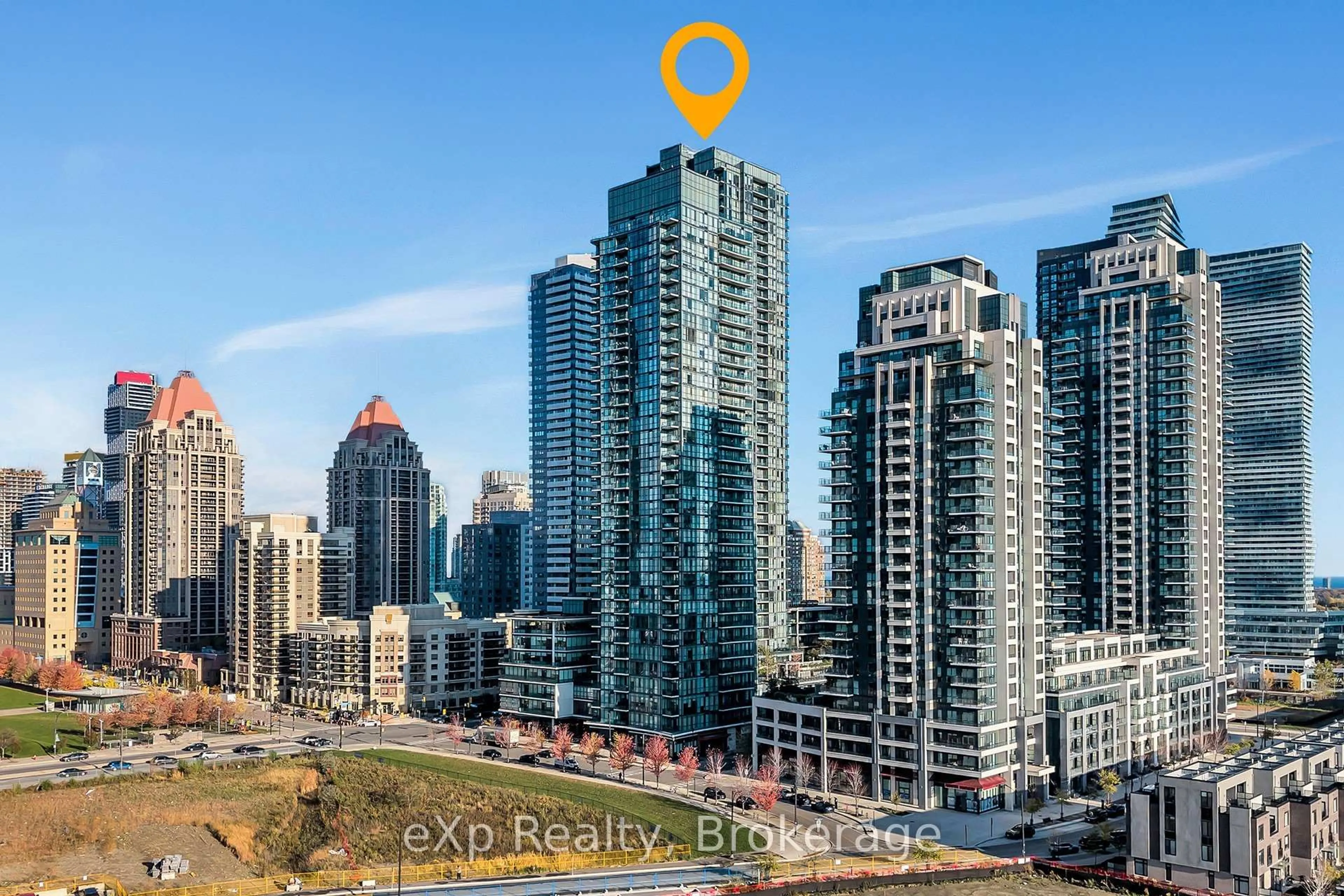 A pic from outside/outdoor area/front of a property/back of a property/a pic from drone, city buildings view from balcony for 4099 Brickstone Mews #3105, Mississauga Ontario L5B 0G2