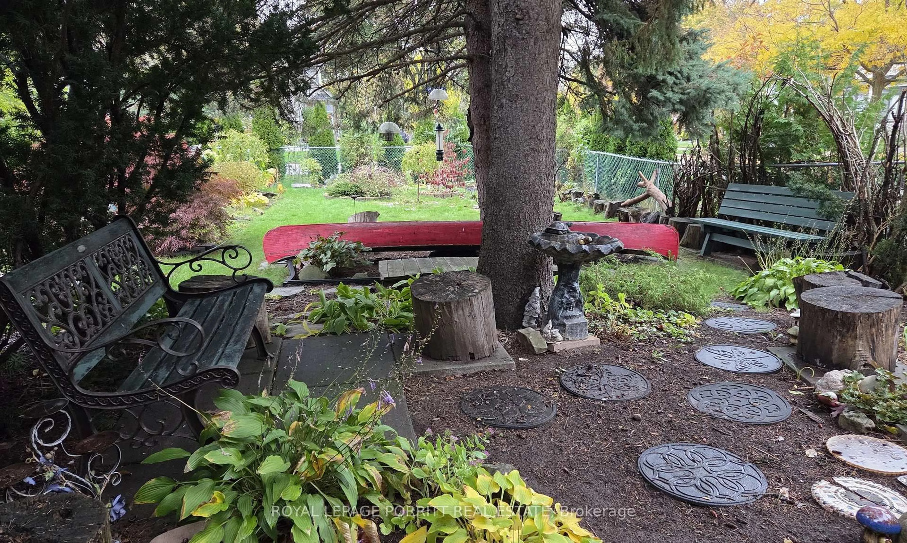 Patio, forest/trees view for 1 Aintree Crt, Toronto Ontario M8W 4R9