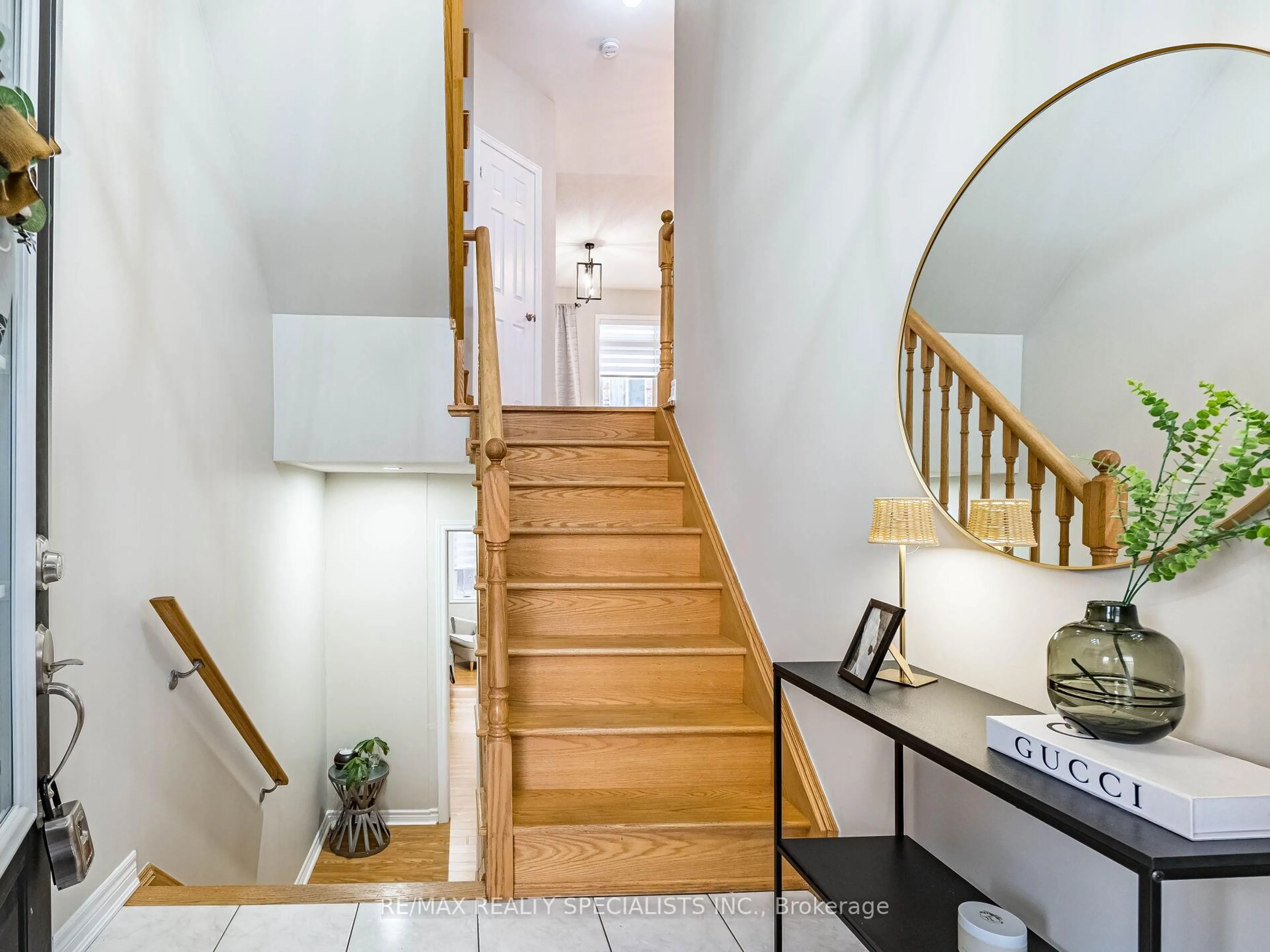 Unknown for 9 Rockbrook Tr, Brampton Ontario L7A 4H8