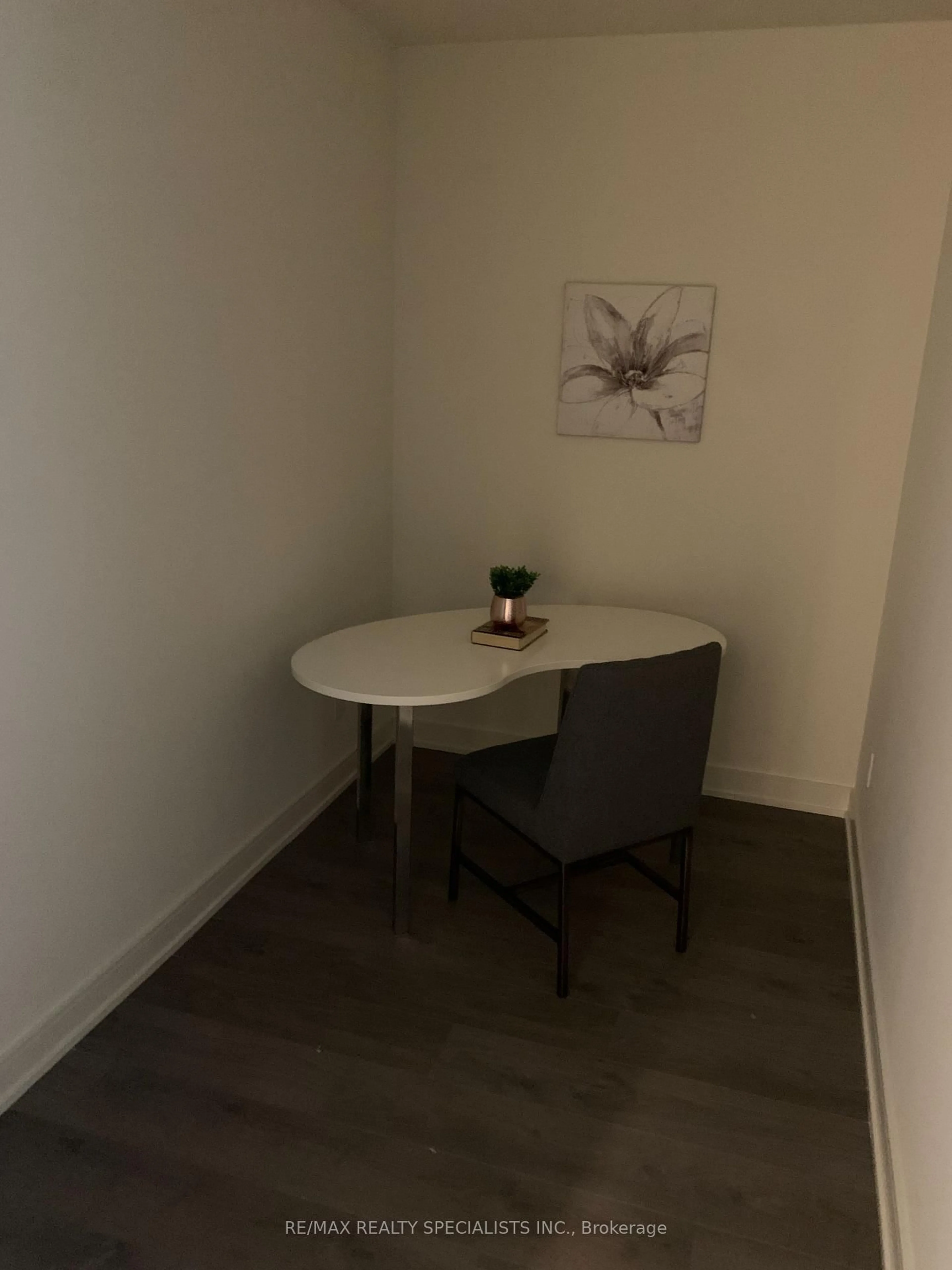 A pic of a room for 8010 Derry Rd #306, Milton Ontario L9T 9N3