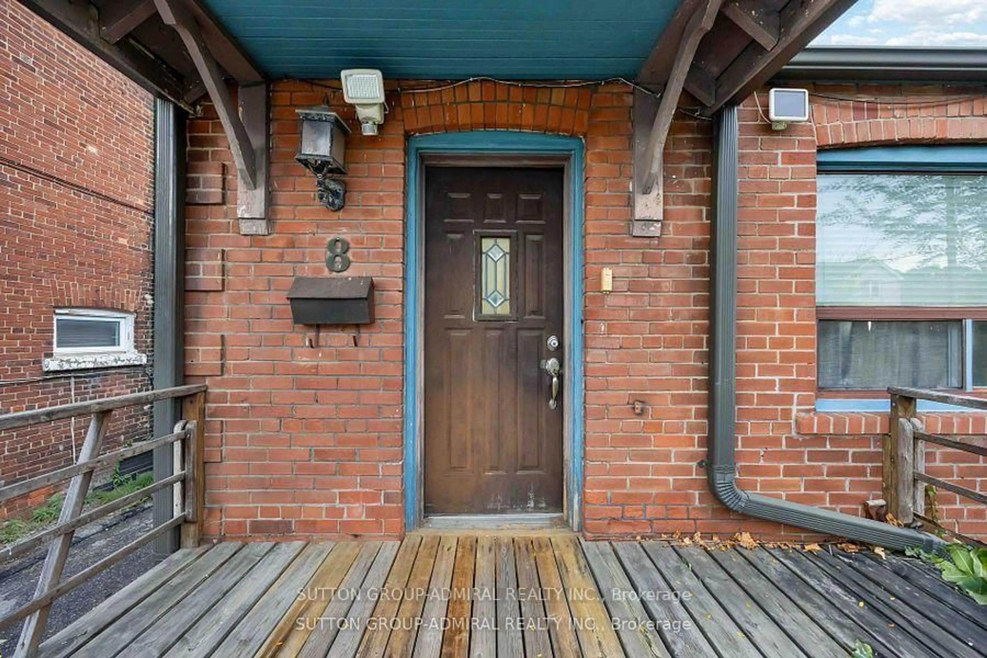 Unknown for 8 Cobalt St, Toronto Ontario M6M 2K2