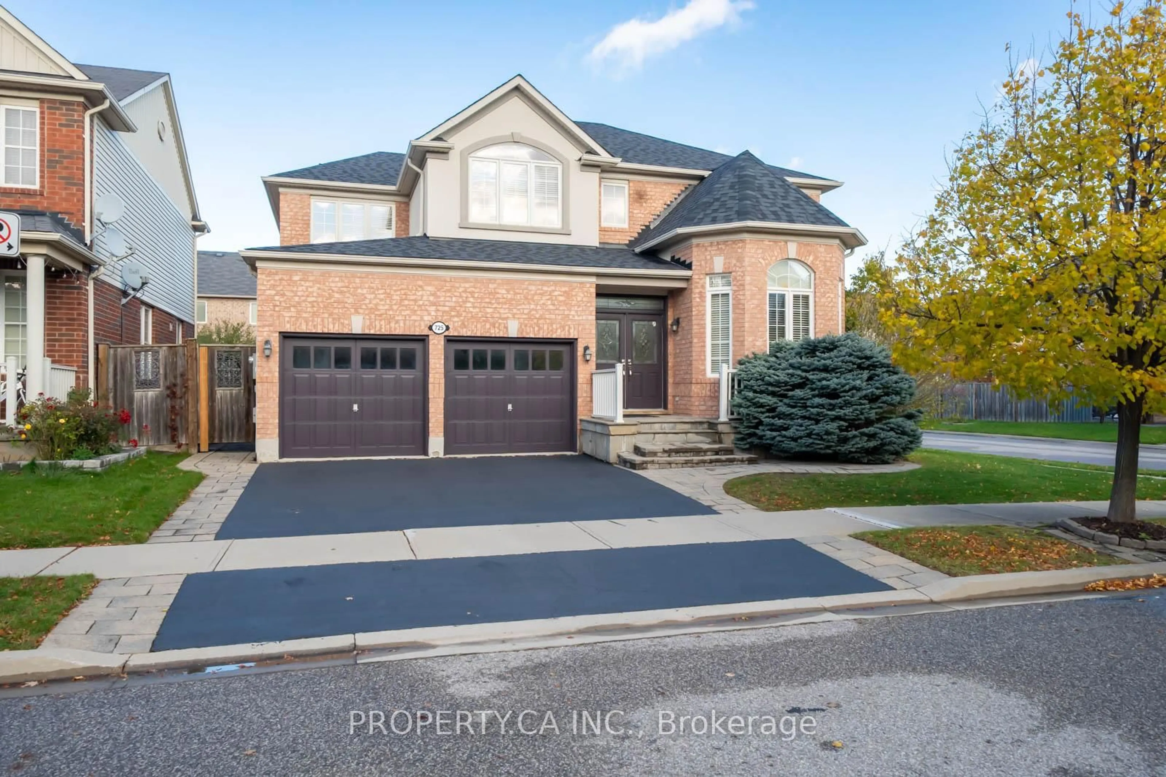 Home with brick exterior material, street for 725 Reece Crt, Milton Ontario L9T 0X4