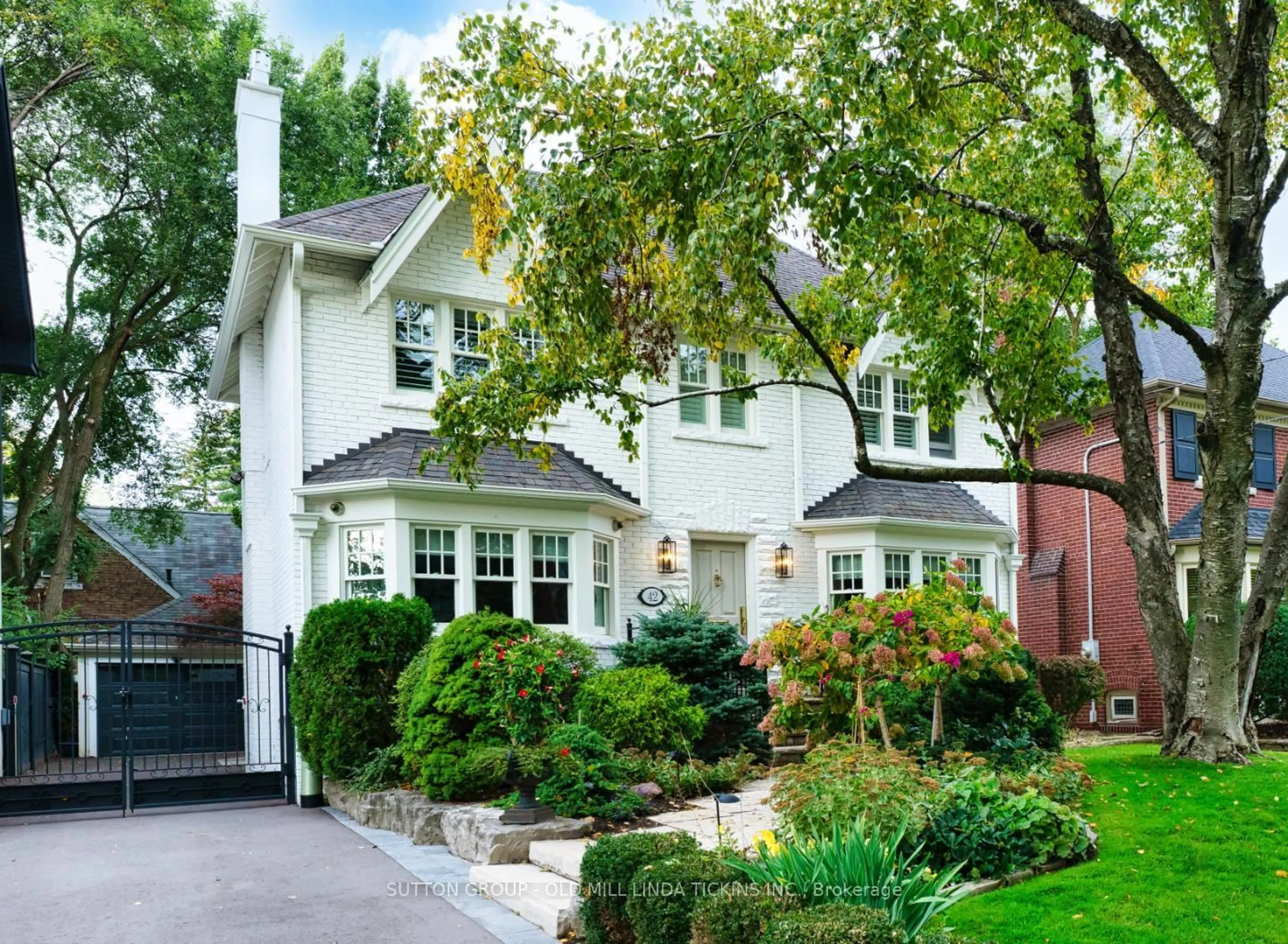 Home with brick exterior material, street for 42 Brentwood Rd, Toronto Ontario M8X 2B7