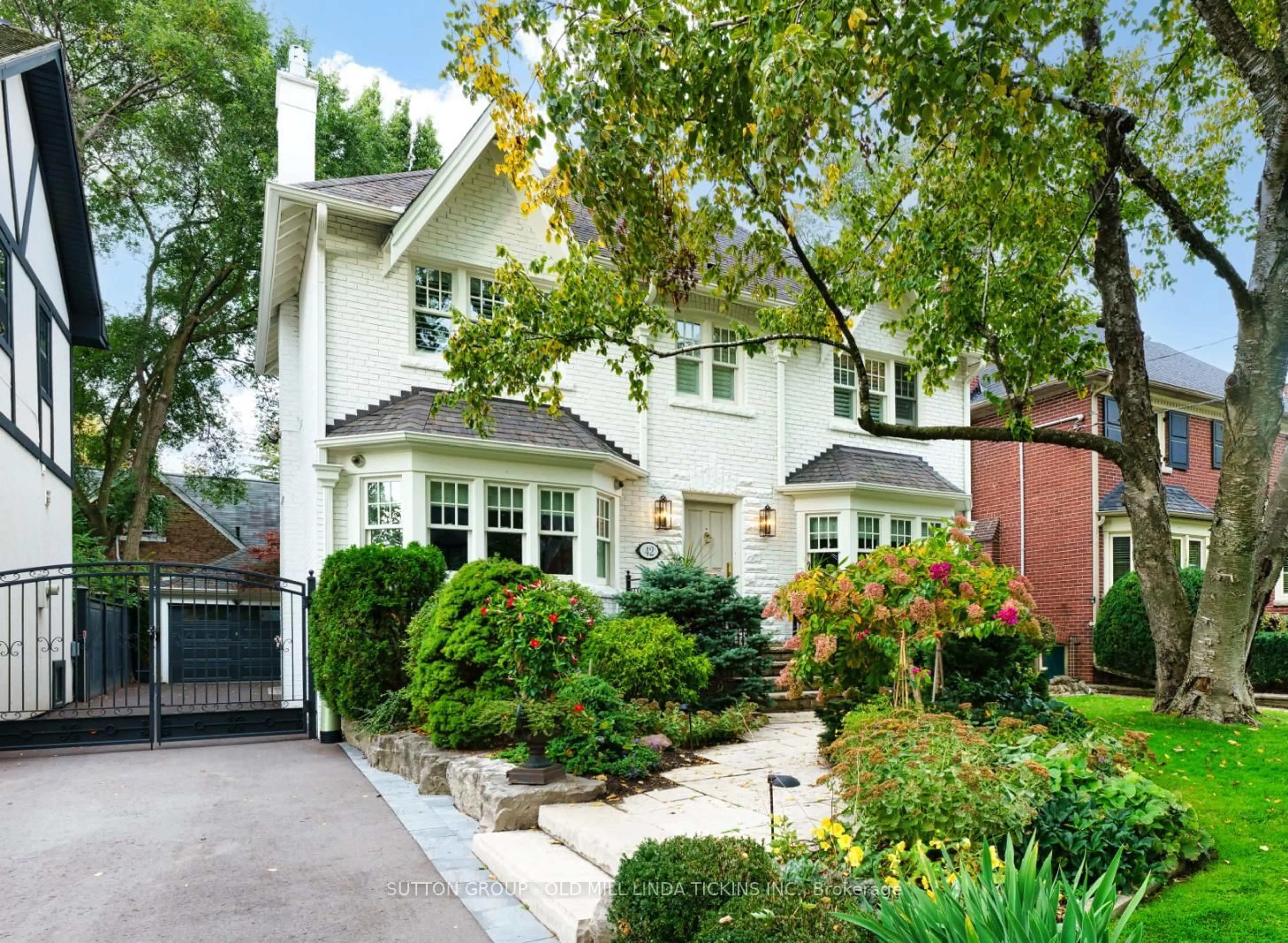 Home with brick exterior material, street for 42 Brentwood Rd, Toronto Ontario M8X 2B7