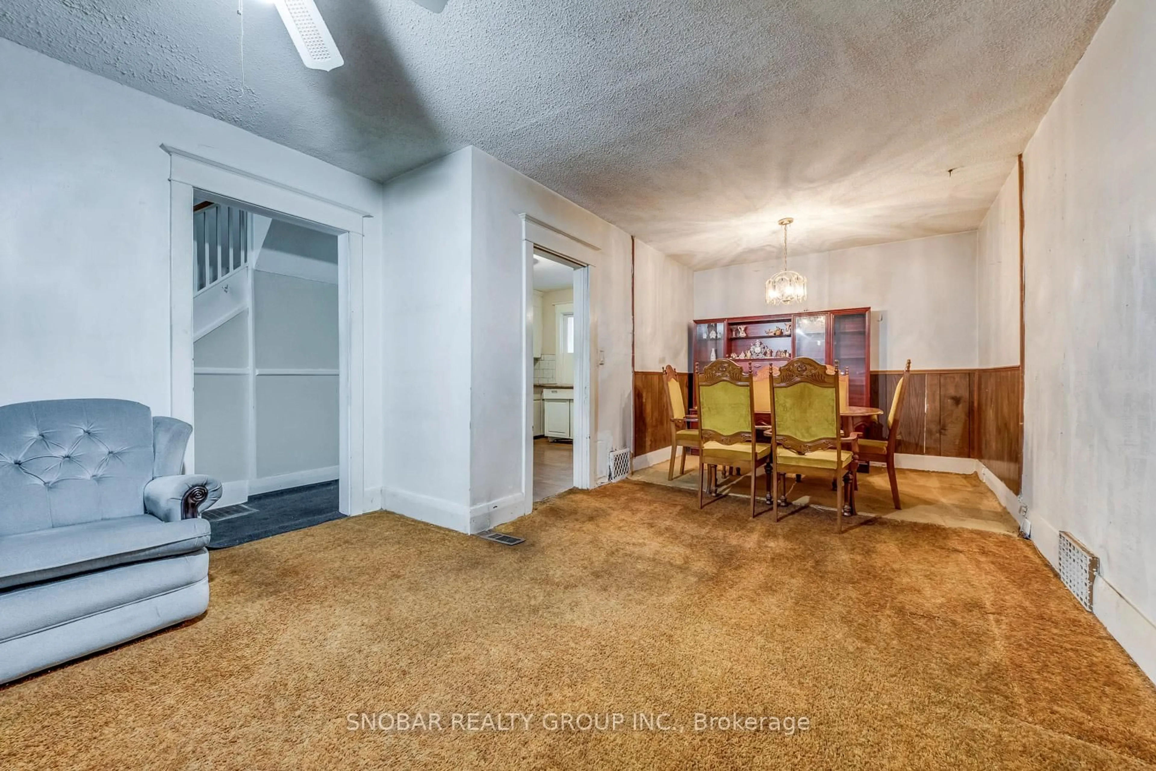 Unknown for 483 Caledonia Rd, Toronto Ontario M6E 4V1