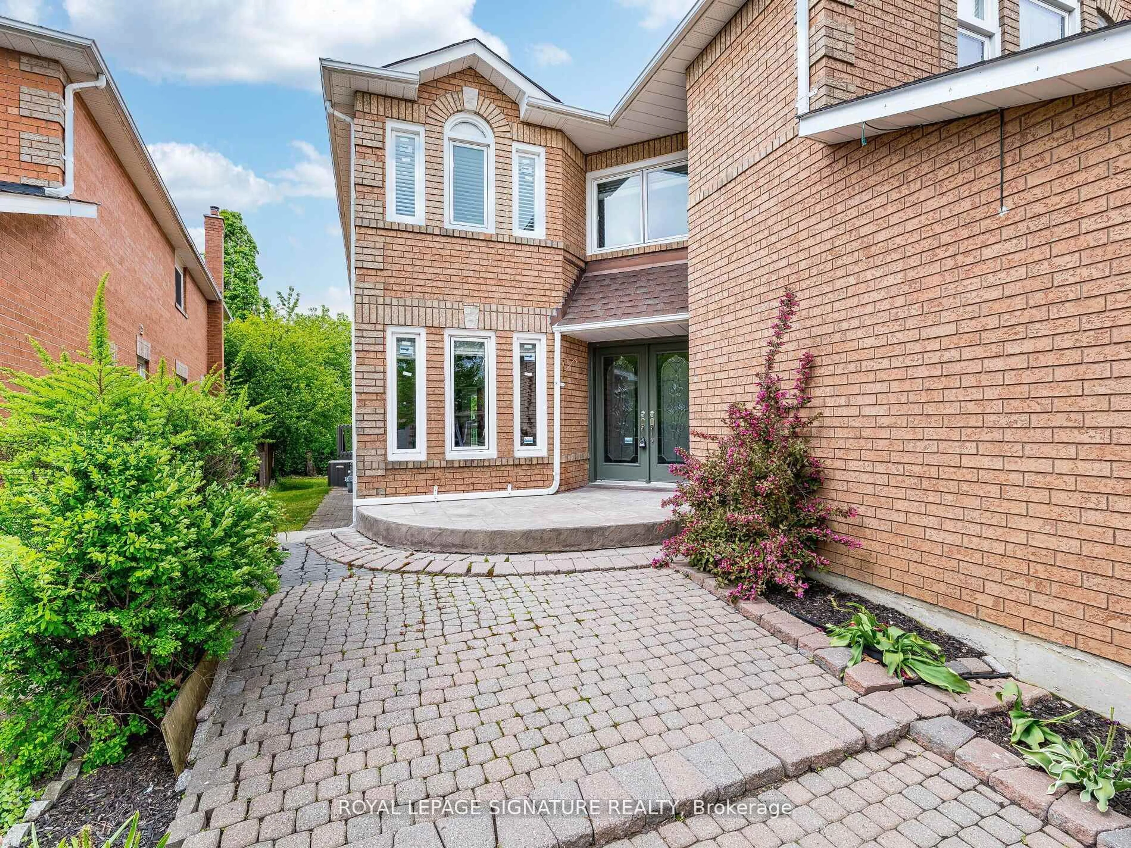 Home with brick exterior material, street for 86 Valonia Dr, Brampton Ontario L6V 4K1