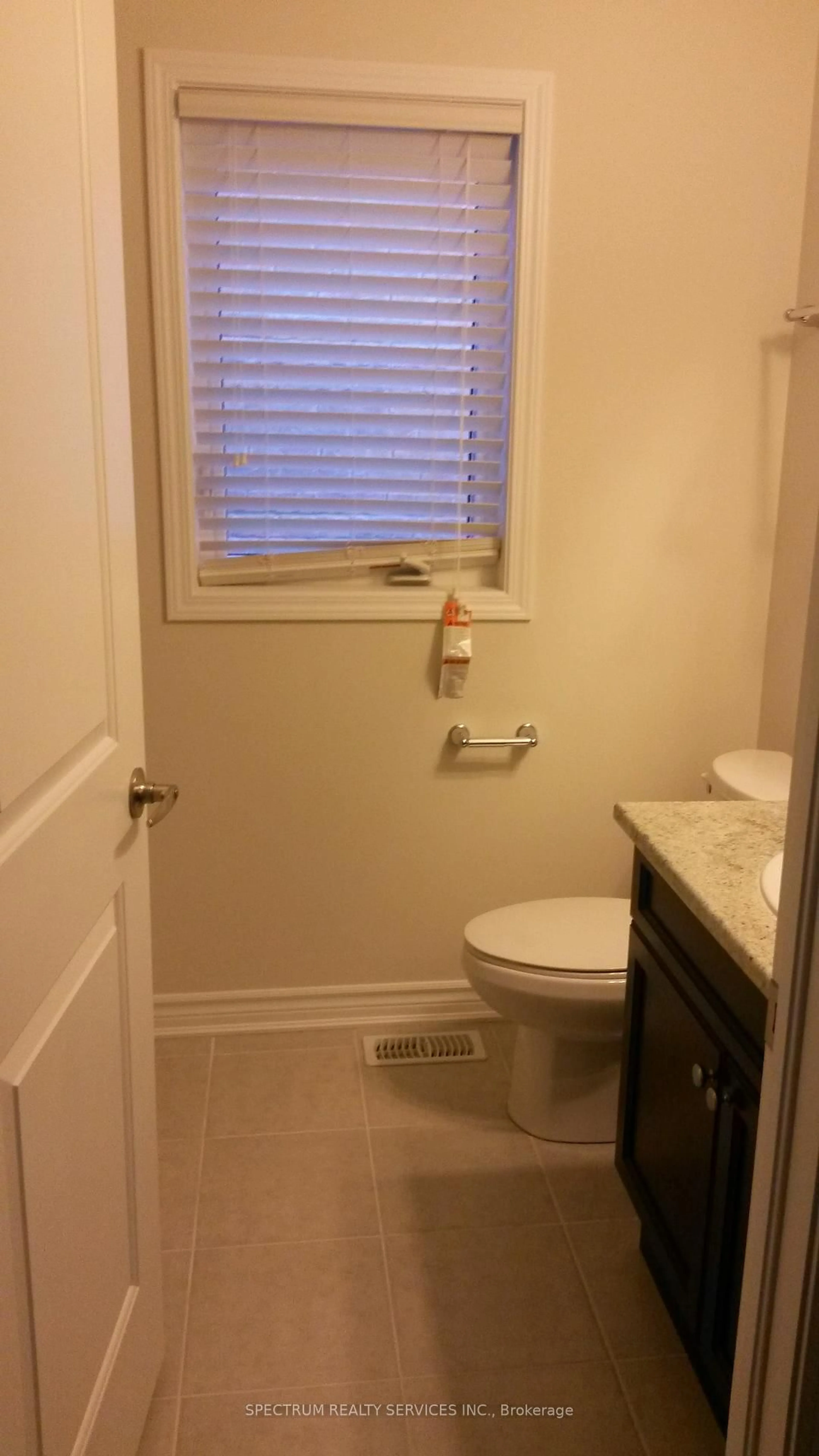 A pic of a room for 669 Gibson Cres, Milton Ontario L9T 8Z6