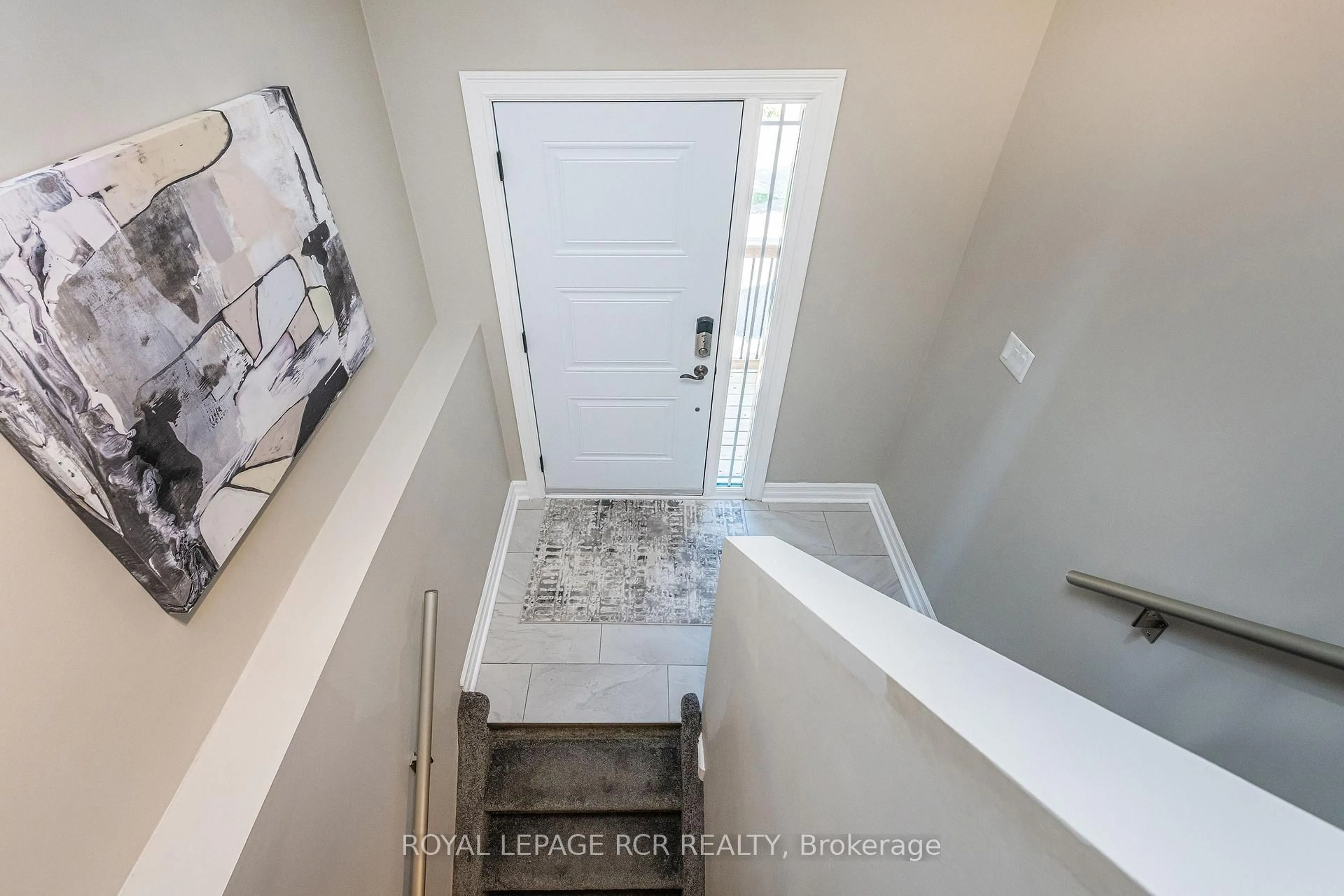 Indoor entryway for 133 Goldgate Cres, Orangeville Ontario L9W 4C2