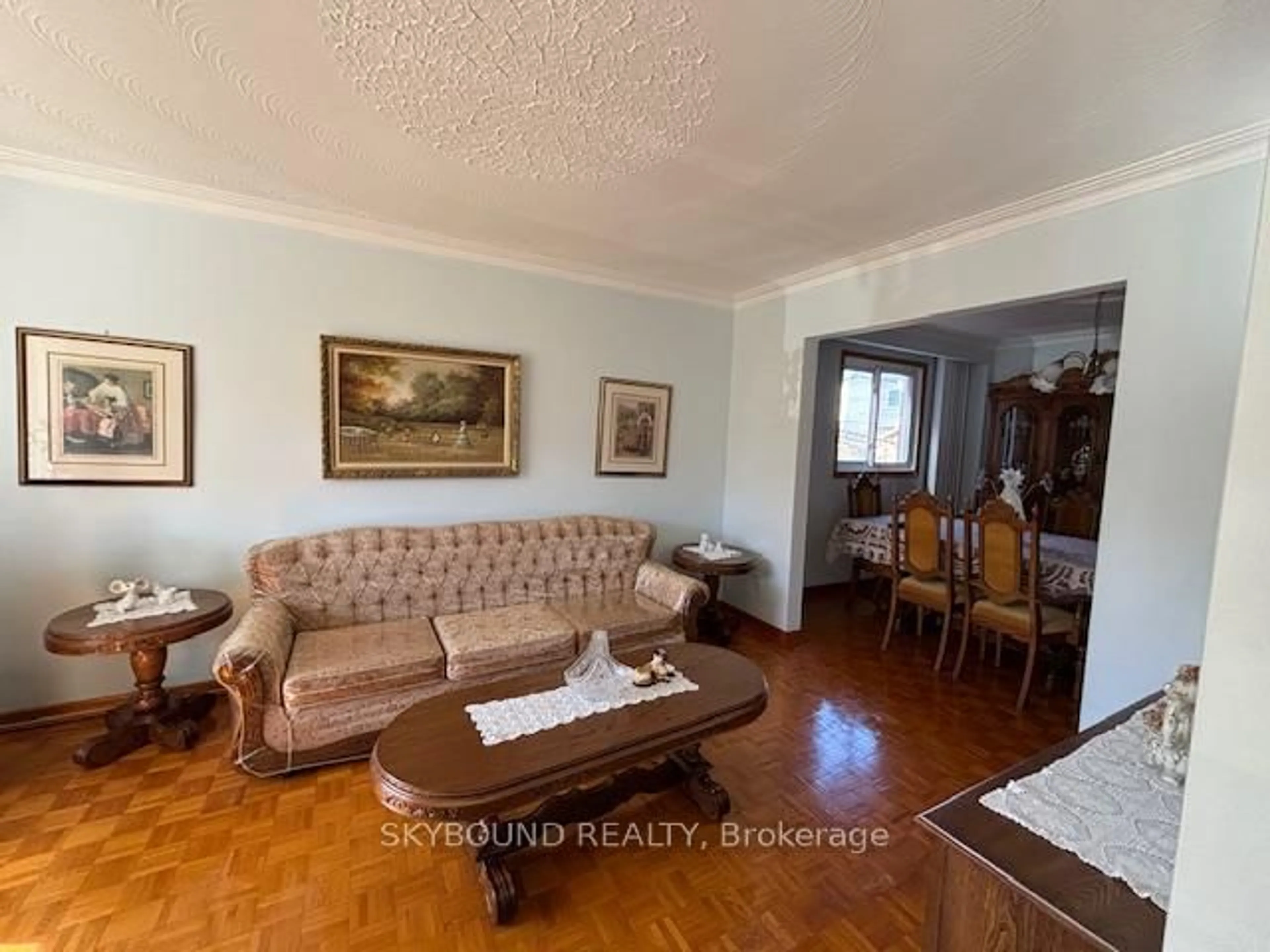 Living room with furniture, unknown for 110A Morrison Ave, Toronto Ontario M6E 1M2