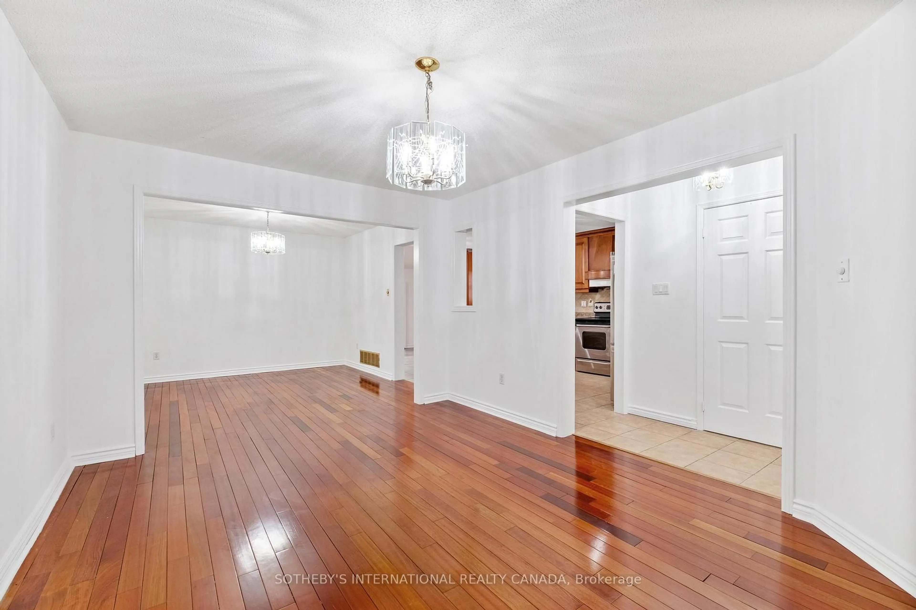 Unknown for 3631 Cherrington Cres, Mississauga Ontario L5L 5C6