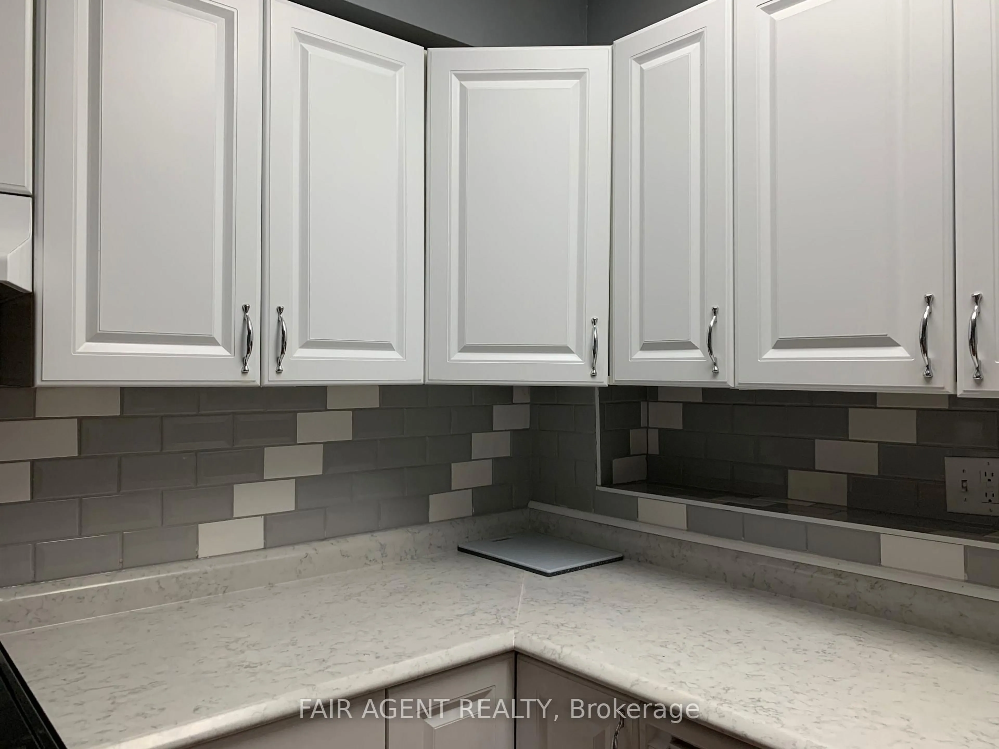 Unknown for 20 Mississauga Valley Blvd #1808, Mississauga Ontario L5A 3S1