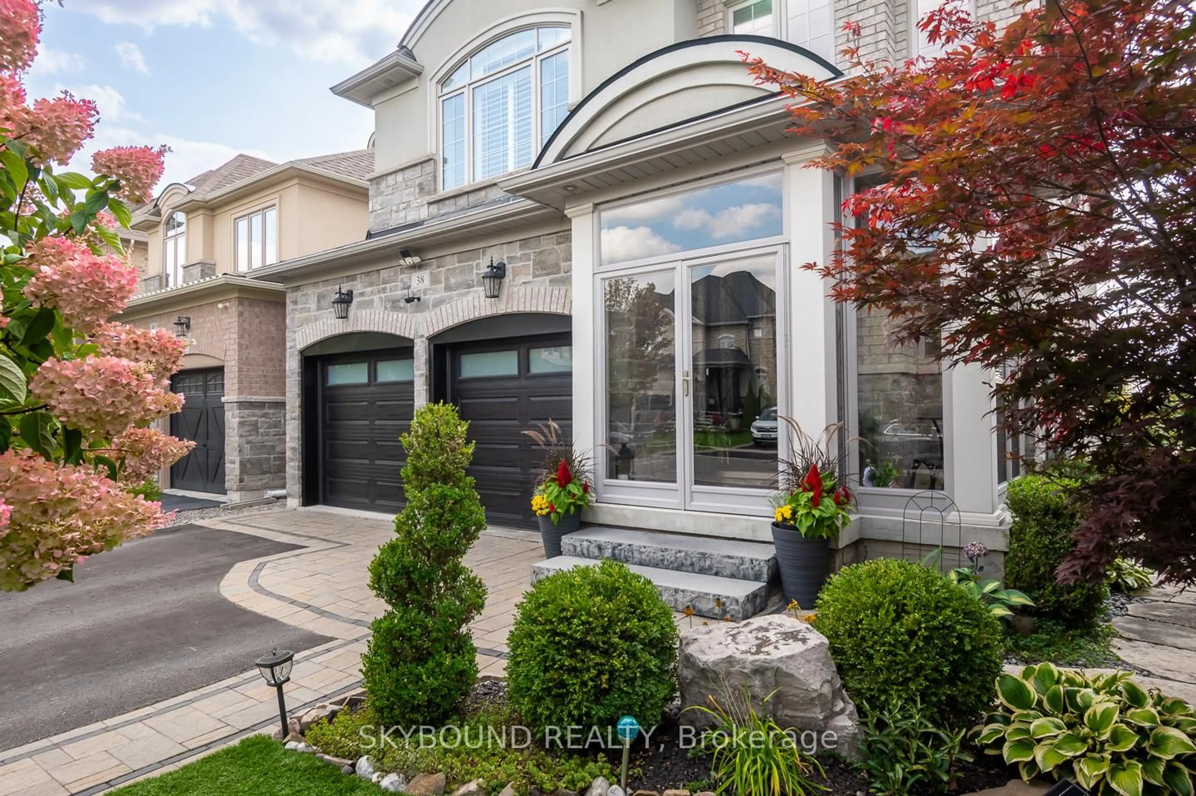 Unknown for 38 Silver Pond Dr, Halton Hills Ontario L7G 0G6