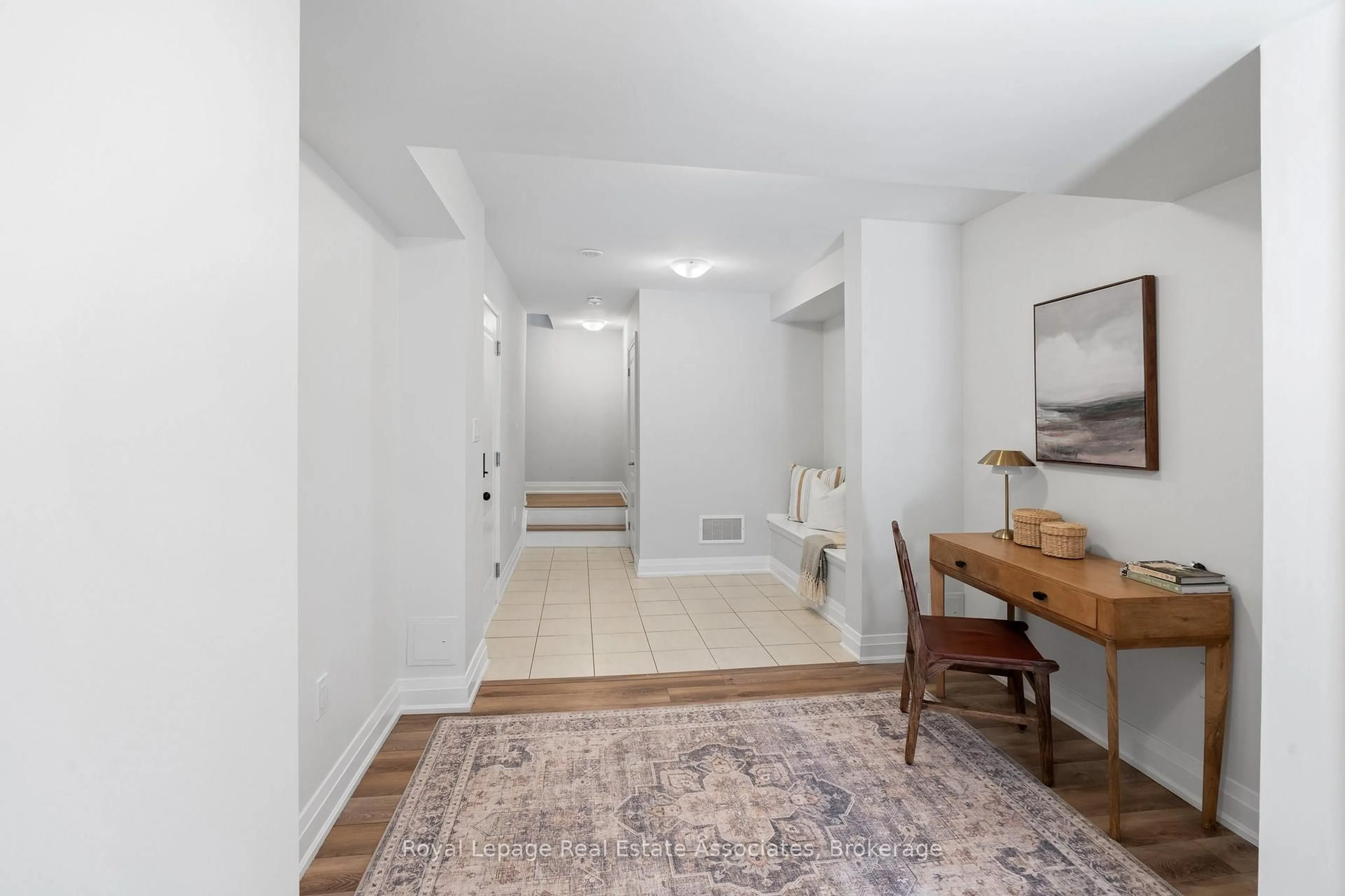 Unknown for 2459 Belt Lane, Oakville Ontario L6M 5L9