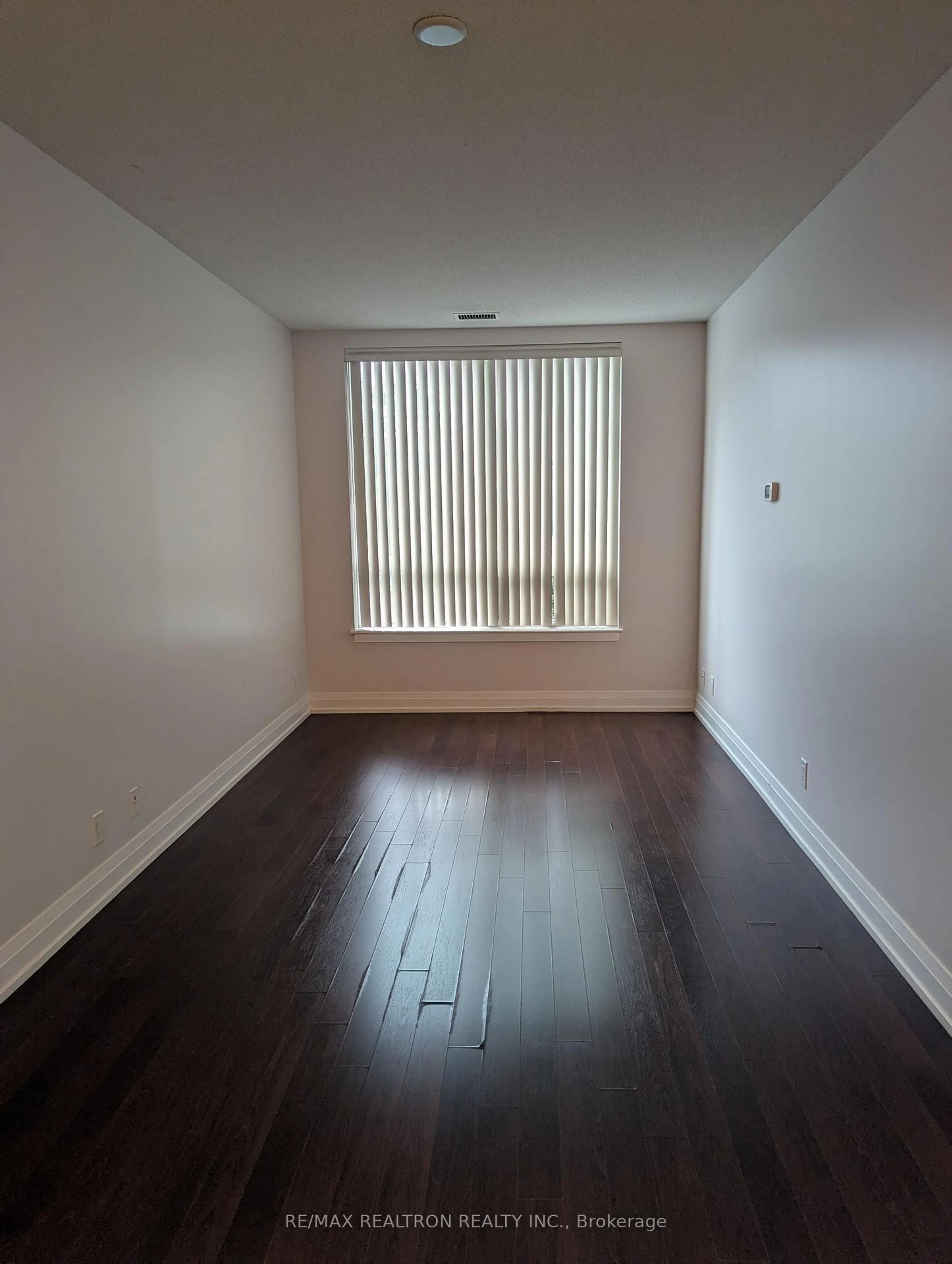 A pic of a room for 1060 Sheppard Ave #109, Toronto Ontario M3J 0G7