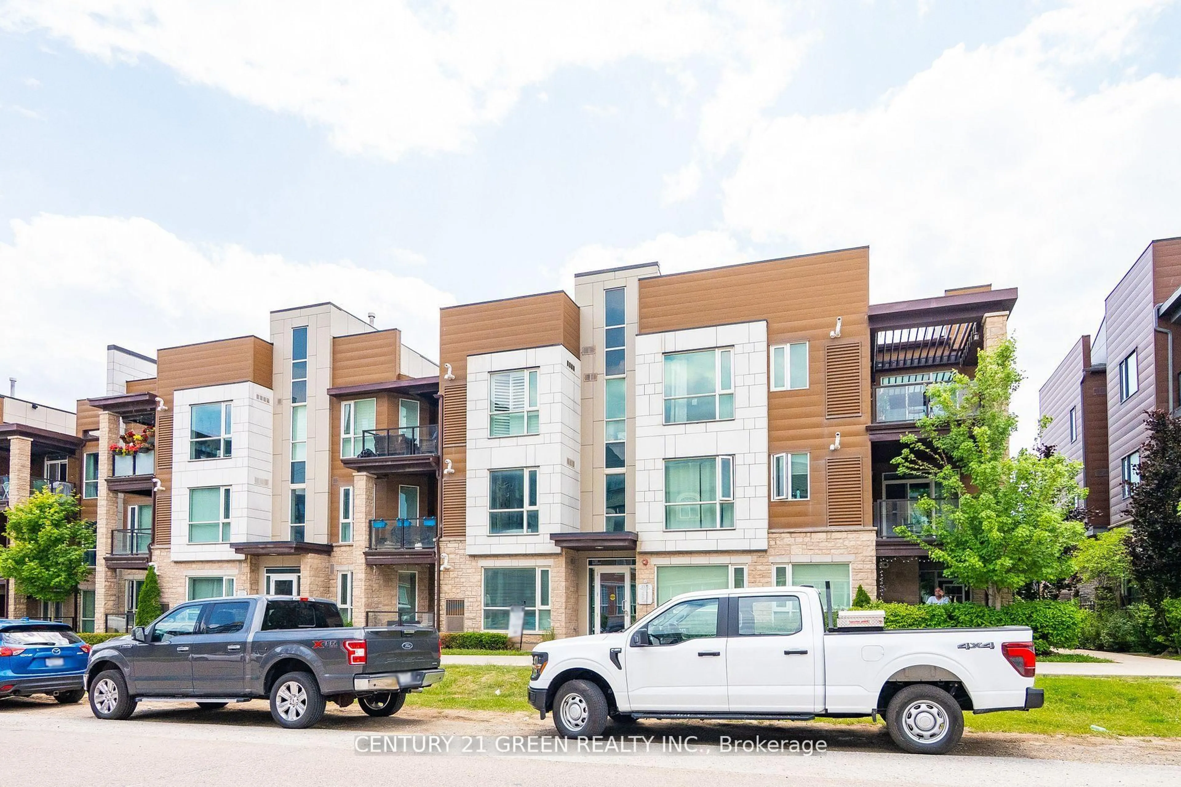 Unknown for 2370 Khalsa Gate #306, Oakville Ontario L6M 1P5