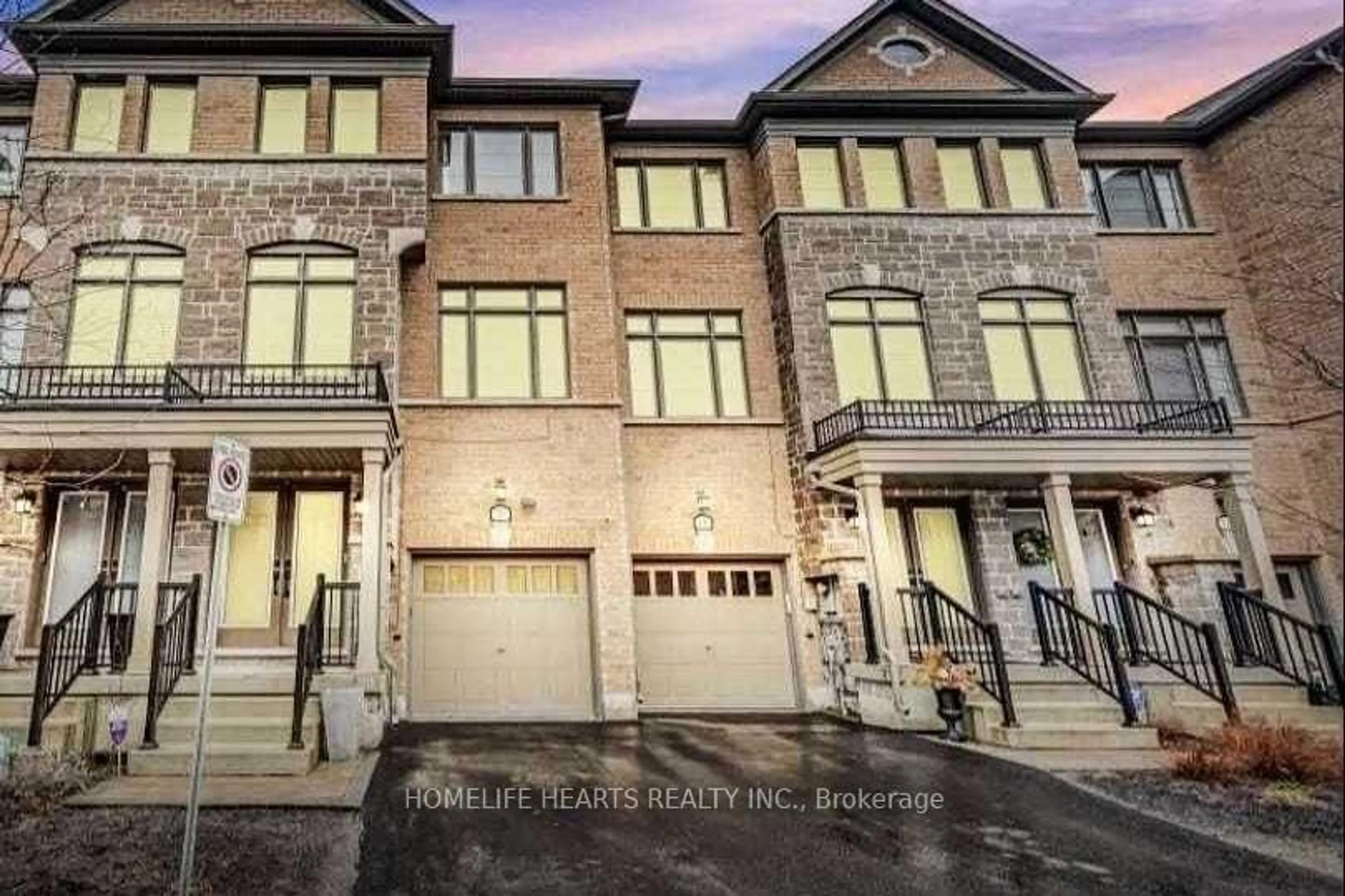 Home with brick exterior material, street for 18 Whitehorn Lane, Halton Hills Ontario L7G 0K1