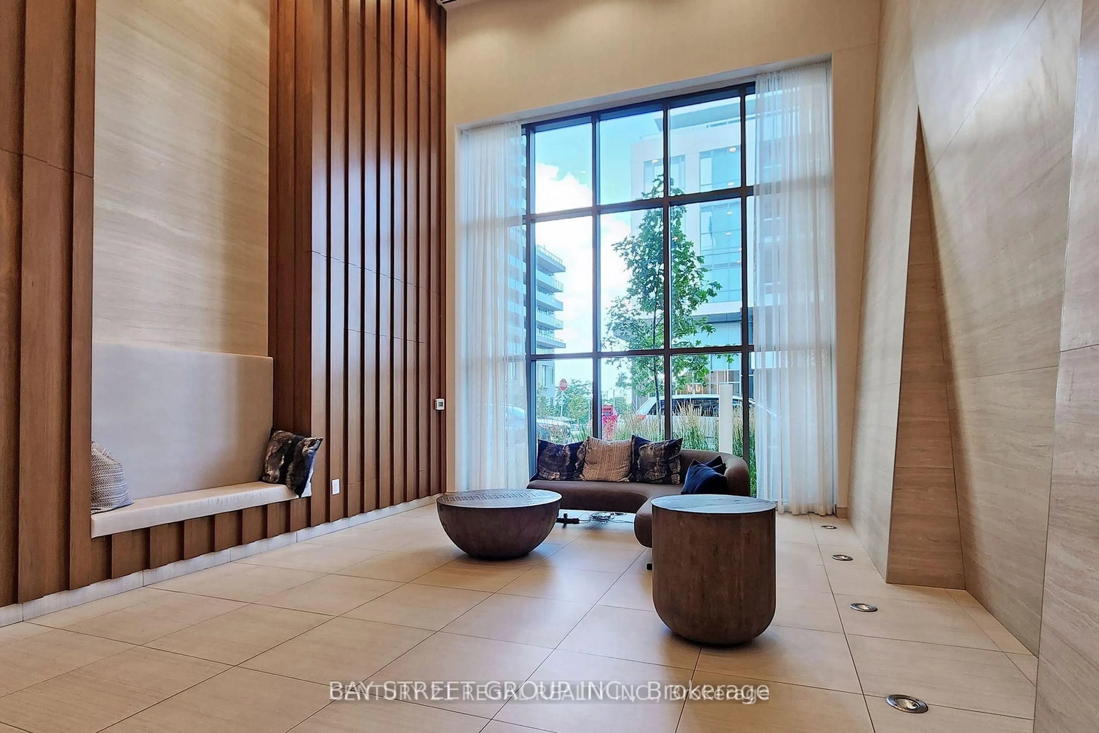 Indoor foyer for 70 Annie Craig Dr #317, Toronto Ontario M8V 0C4