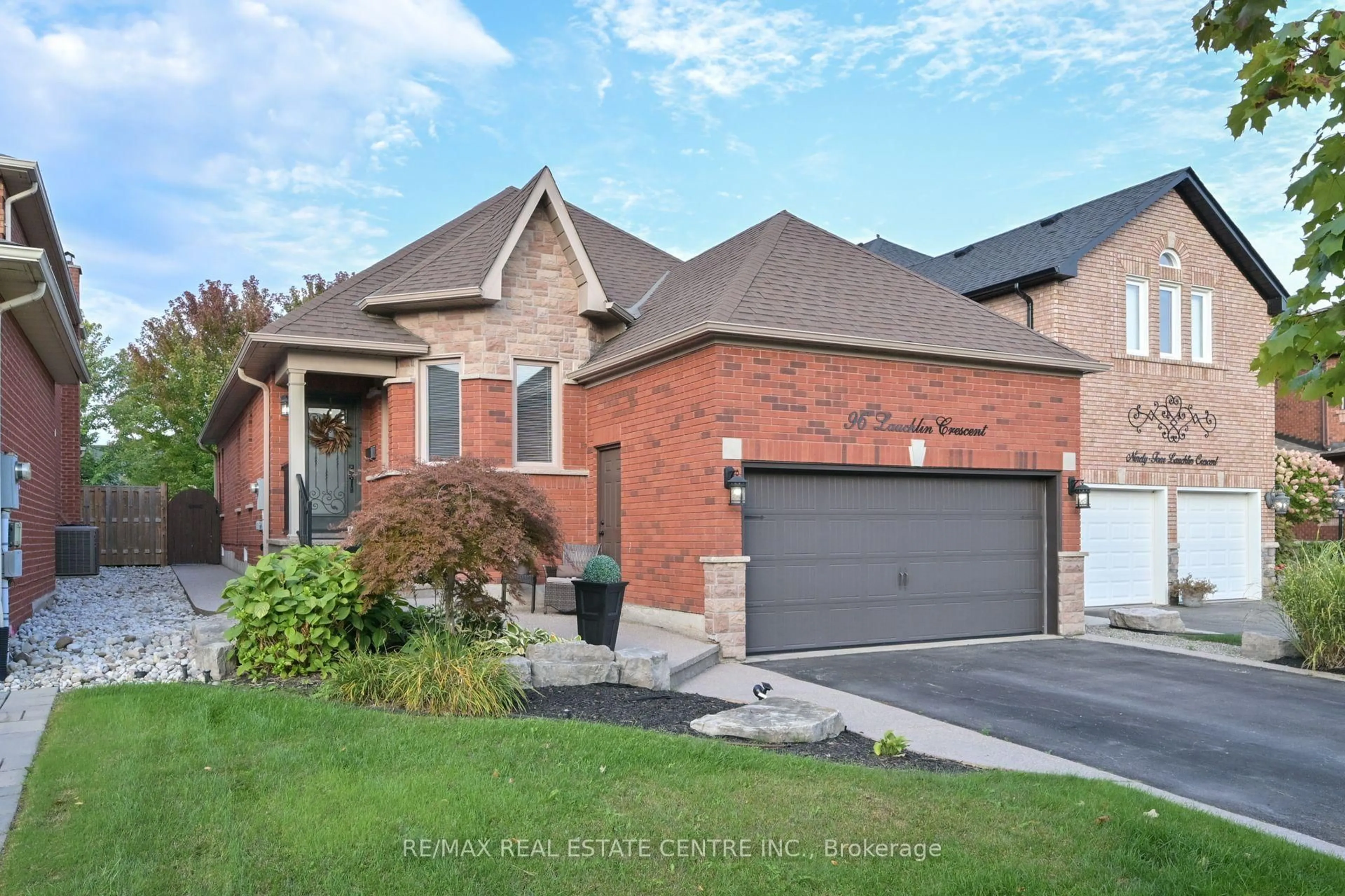 Home with brick exterior material, street for 96 Lauchlin Cres, Halton Hills Ontario L7G 5R5