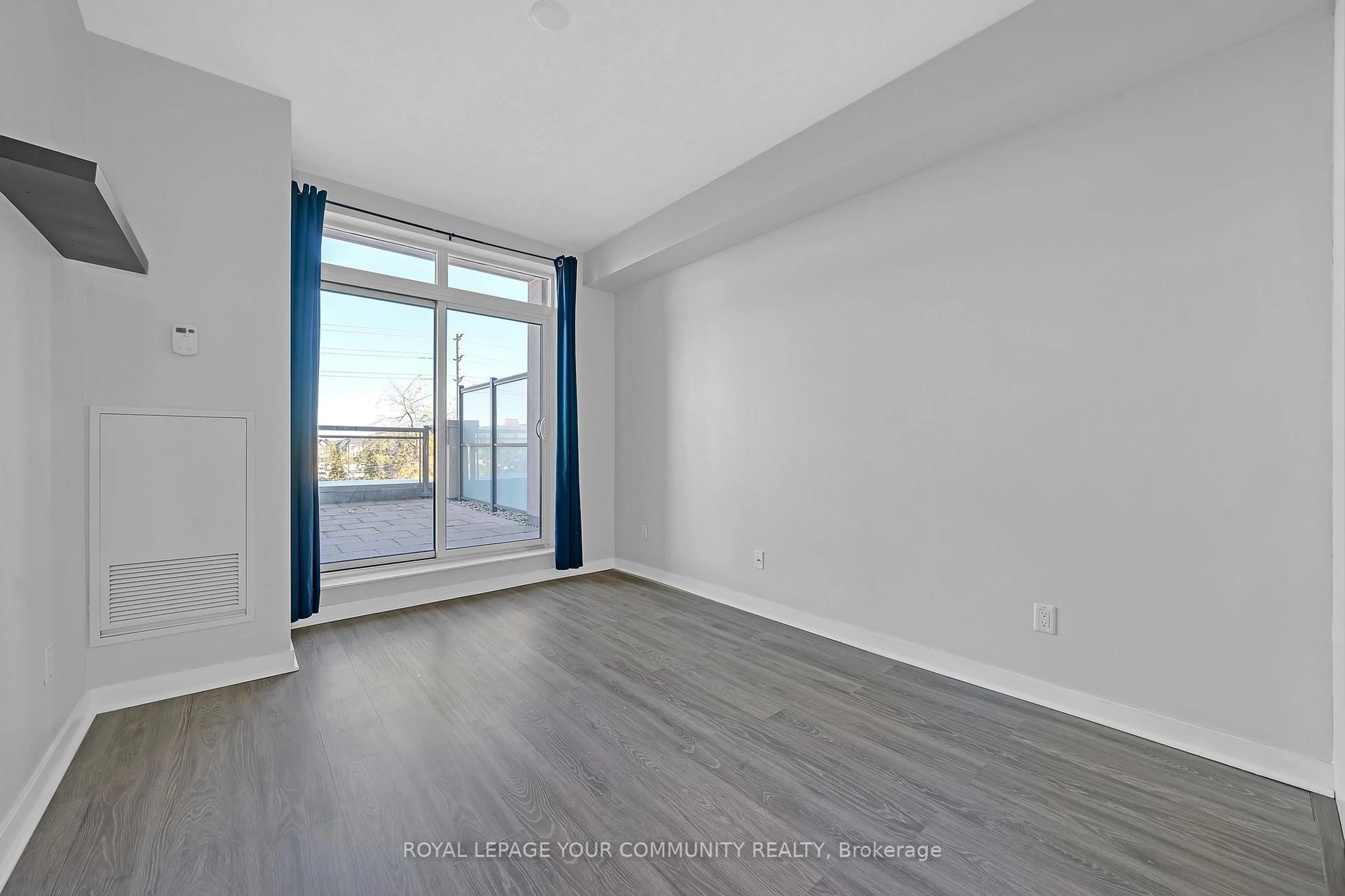 A pic of a room for 2486 Old Bronte Rd #313, Oakville Ontario L6M 0Y4