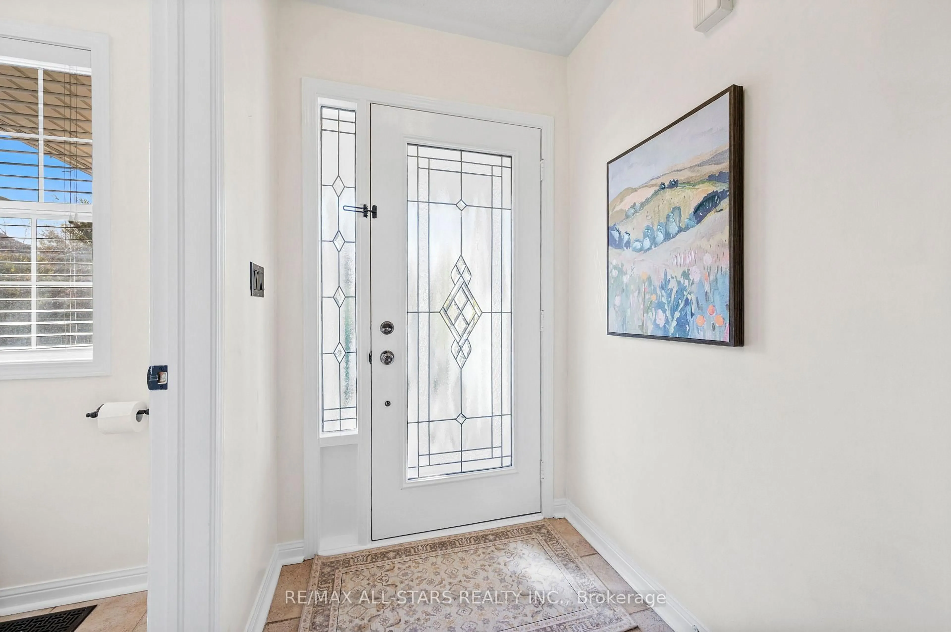 Indoor entryway for 1549 Evans Terr, Milton Ontario L9T 5J4
